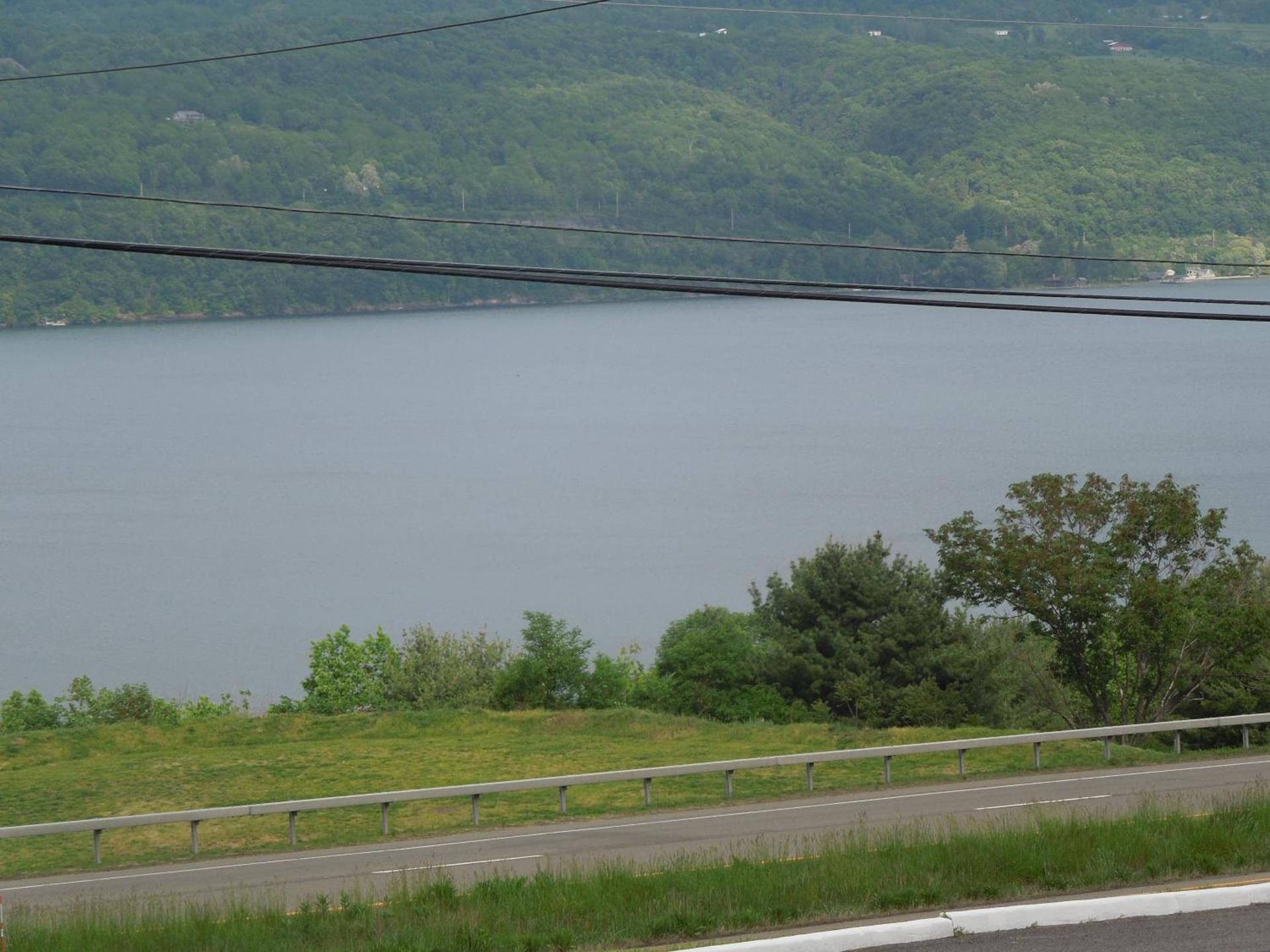 Gorgeous View Motel photo 10