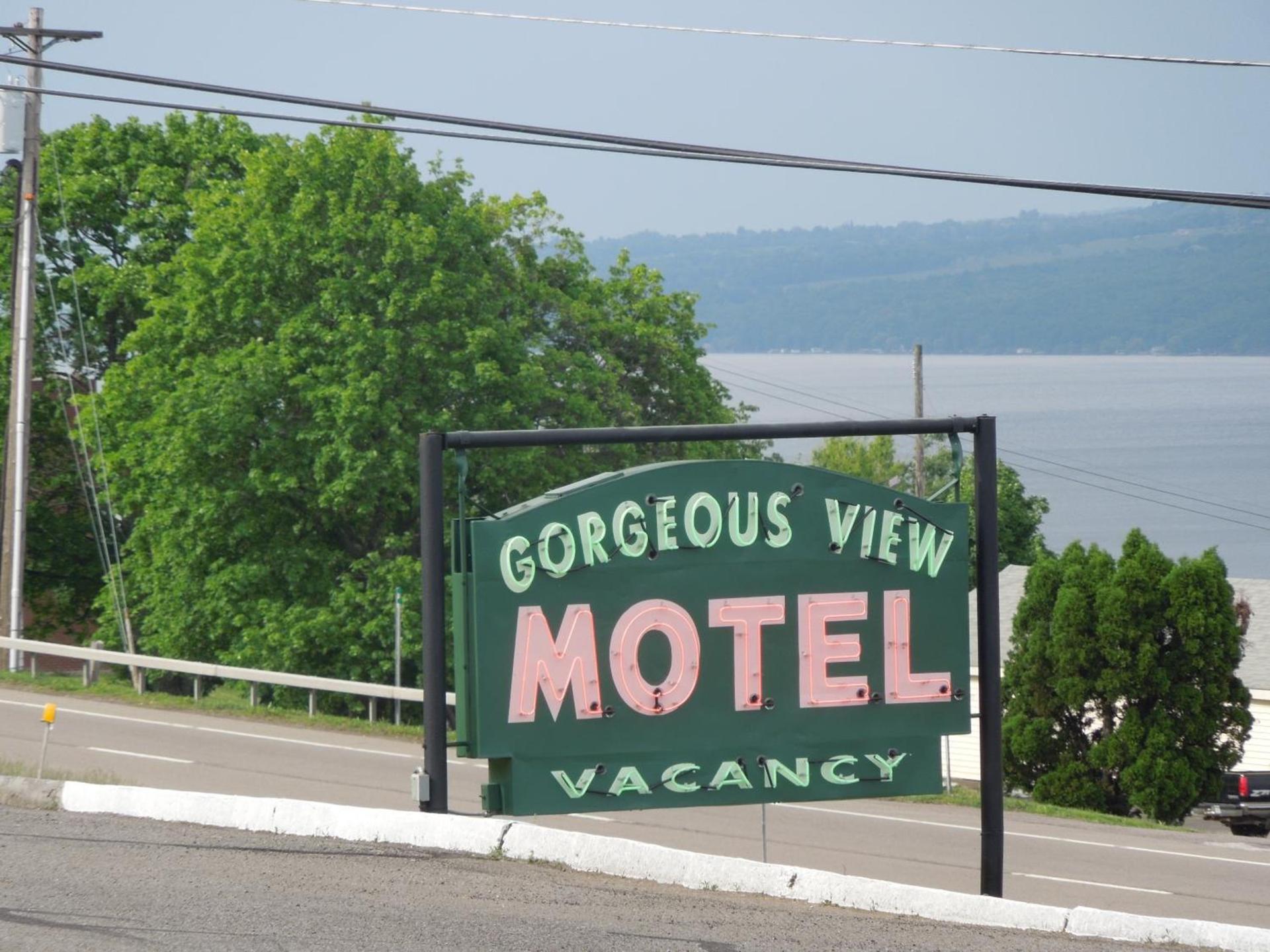 Gorgeous View Motel photo 5