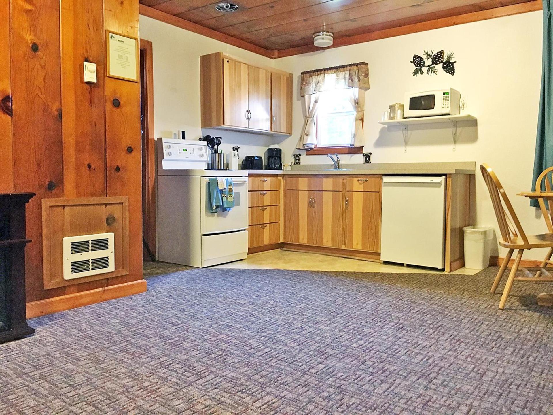 Park Motel and Cabins photo 80