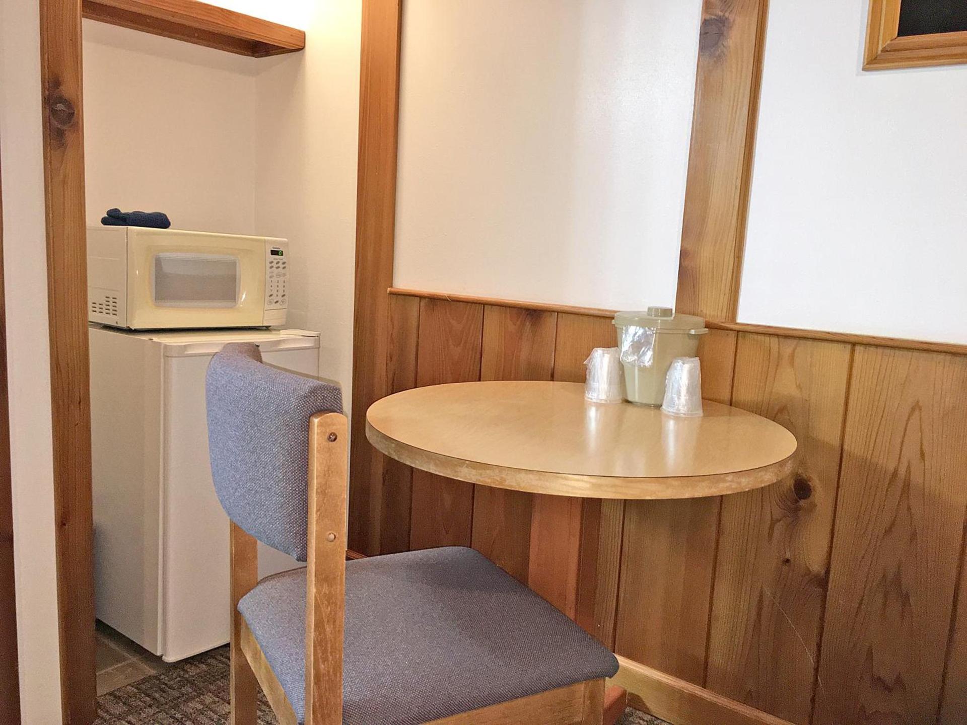 Park Motel and Cabins photo 63