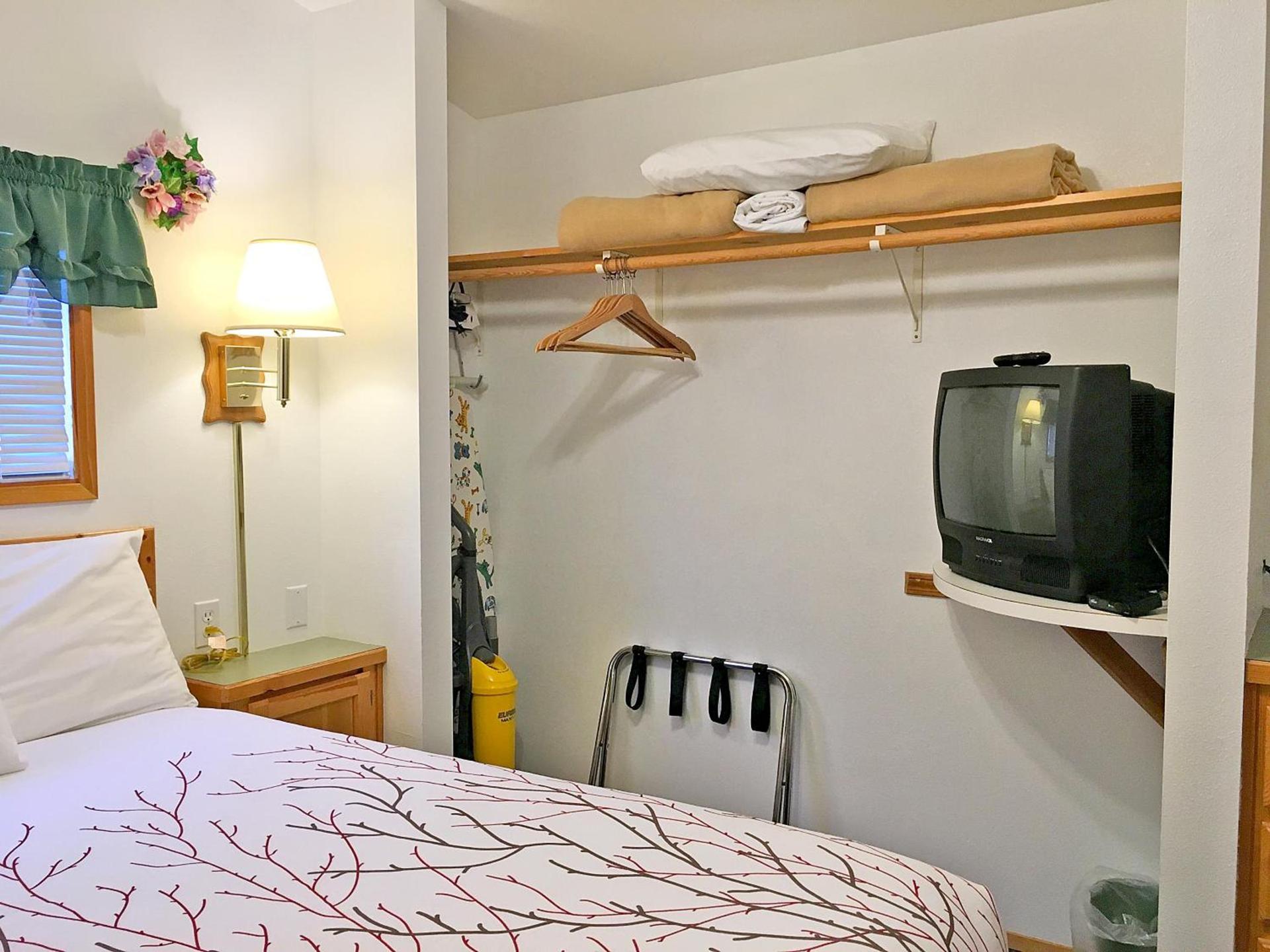 Park Motel and Cabins photo 42