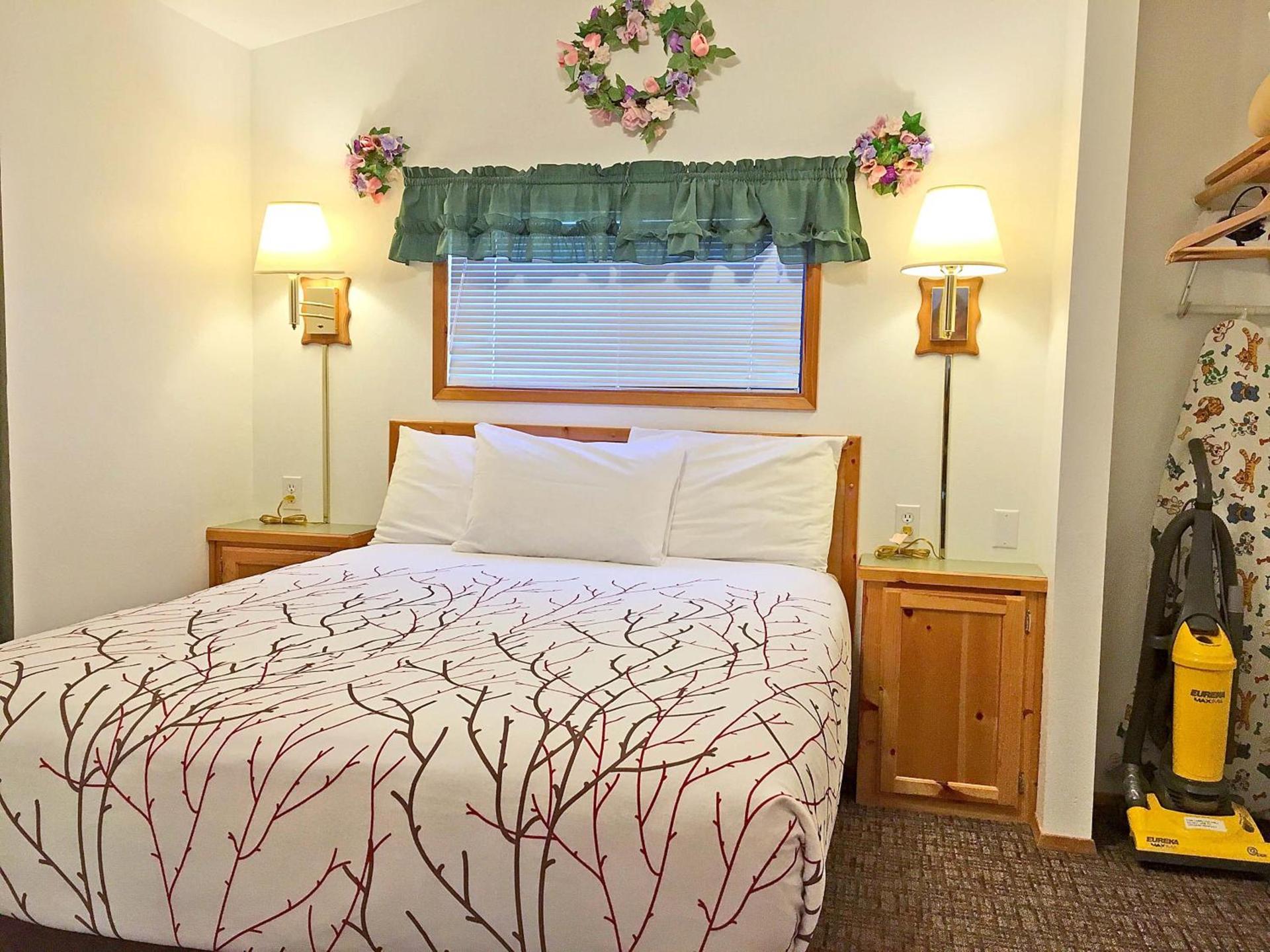 Park Motel and Cabins photo 43