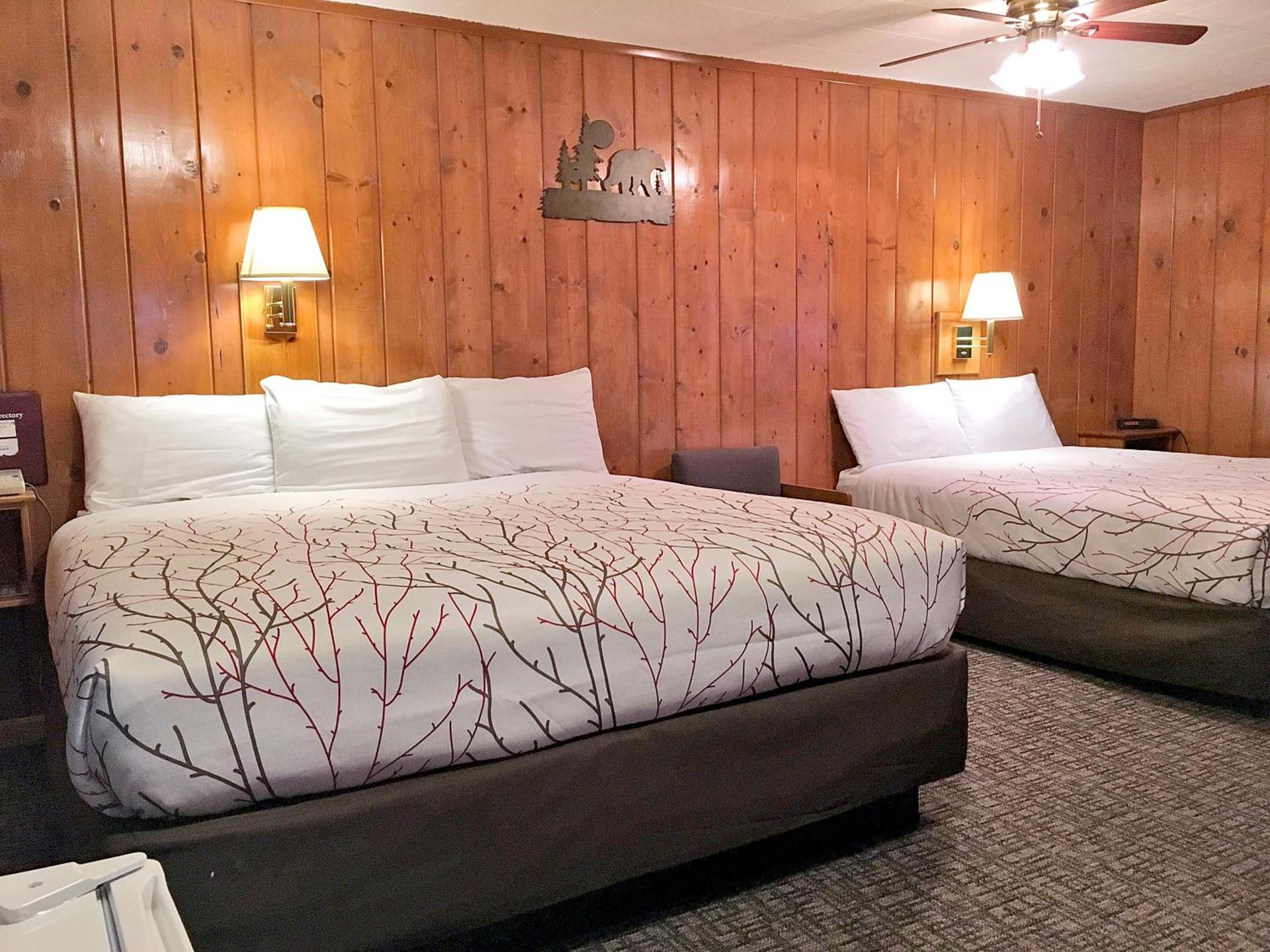 Park Motel and Cabins photo 23