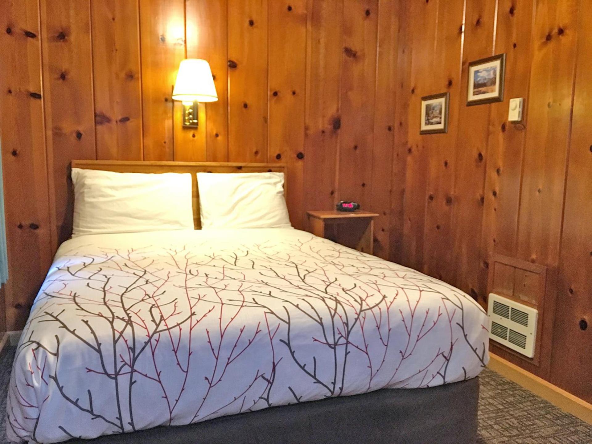 Park Motel and Cabins photo 10
