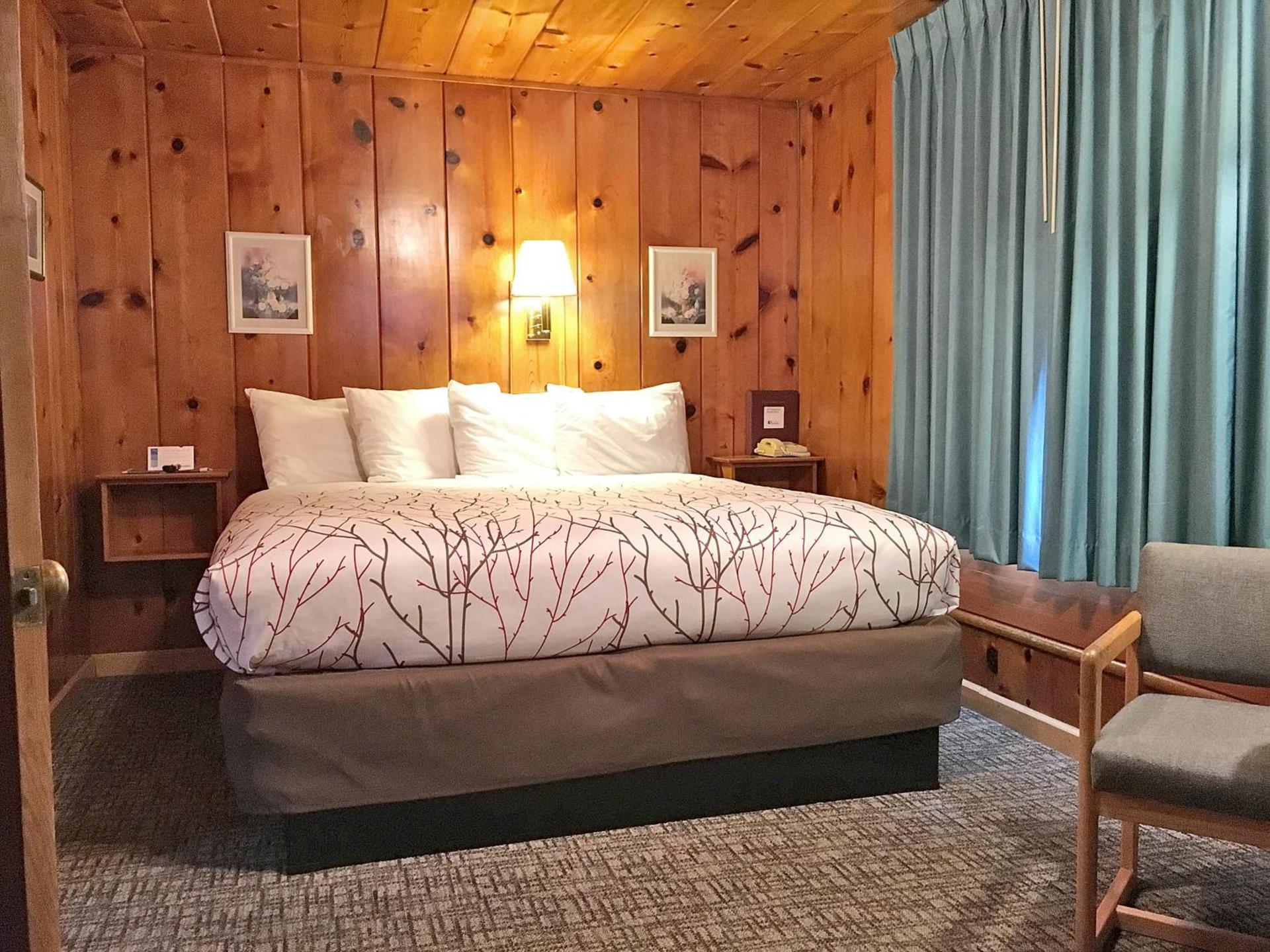 Park Motel and Cabins photo 11