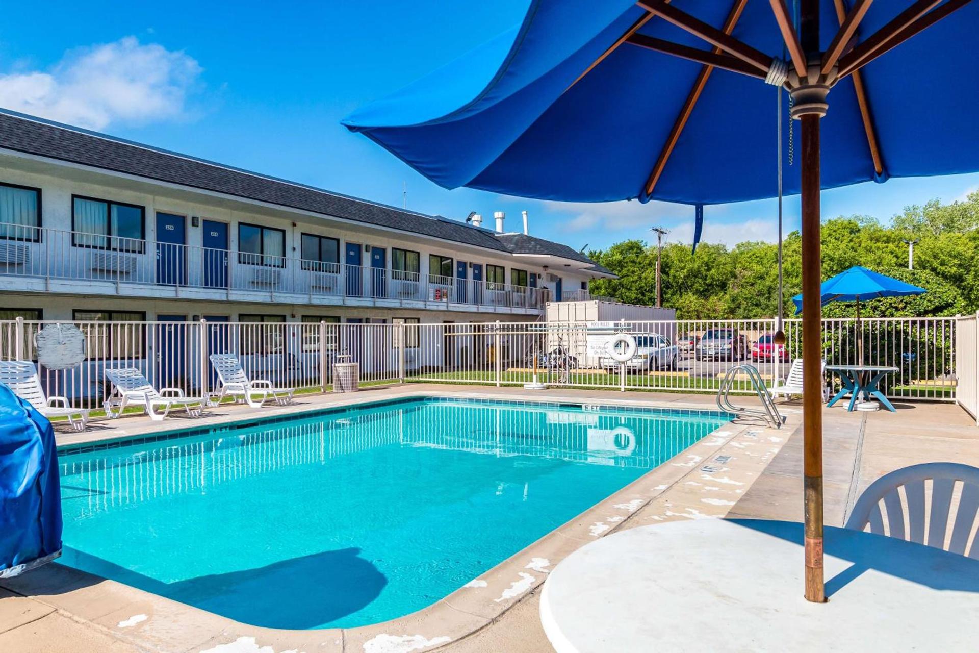Motel 6-Bellmead, TX - Waco photo 6