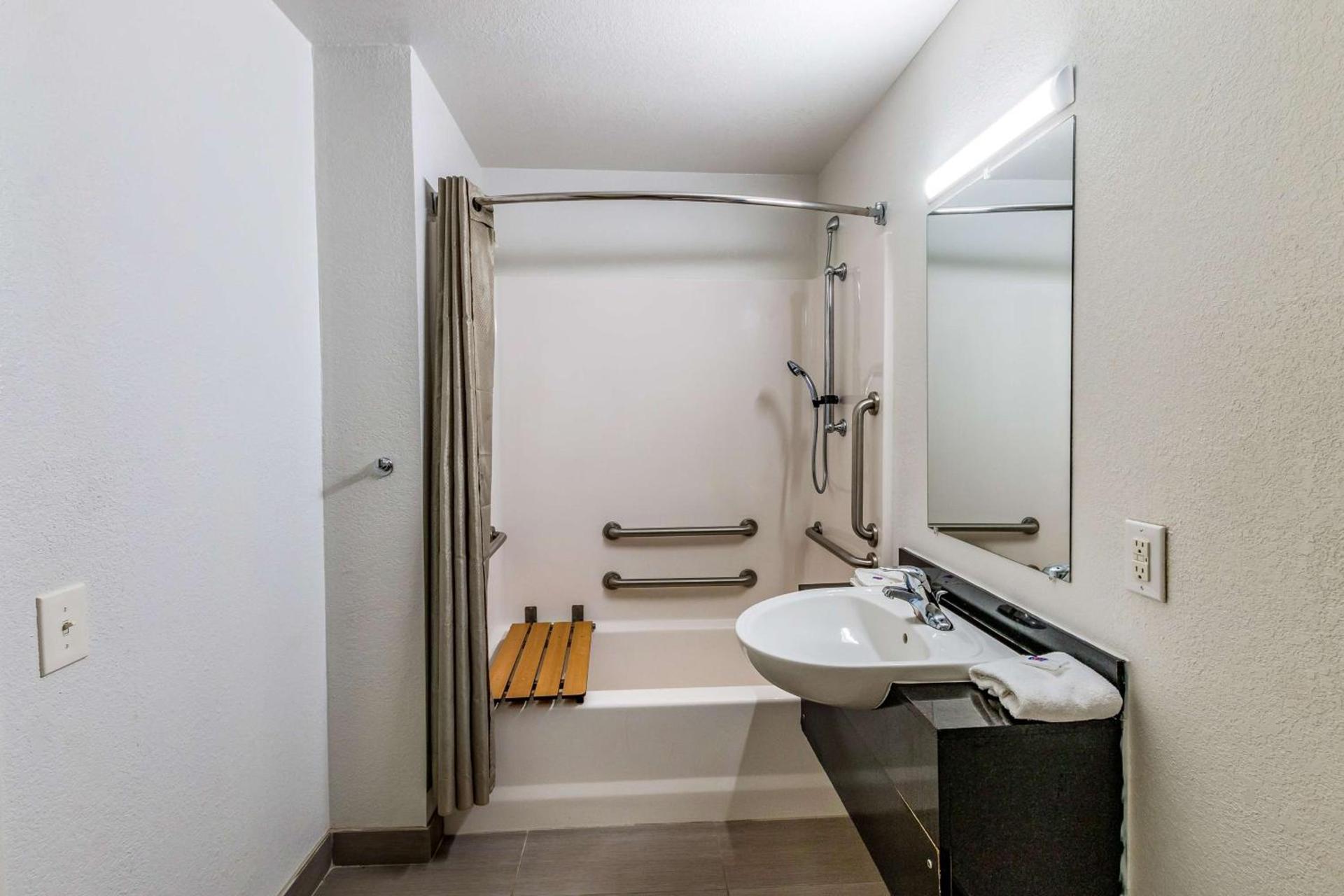 Motel 6-Bellmead, TX - Waco photo 19