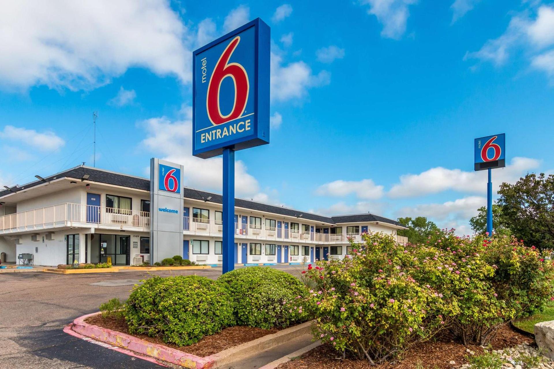 Motel 6-Bellmead, TX - Waco — hotel in Bellmead