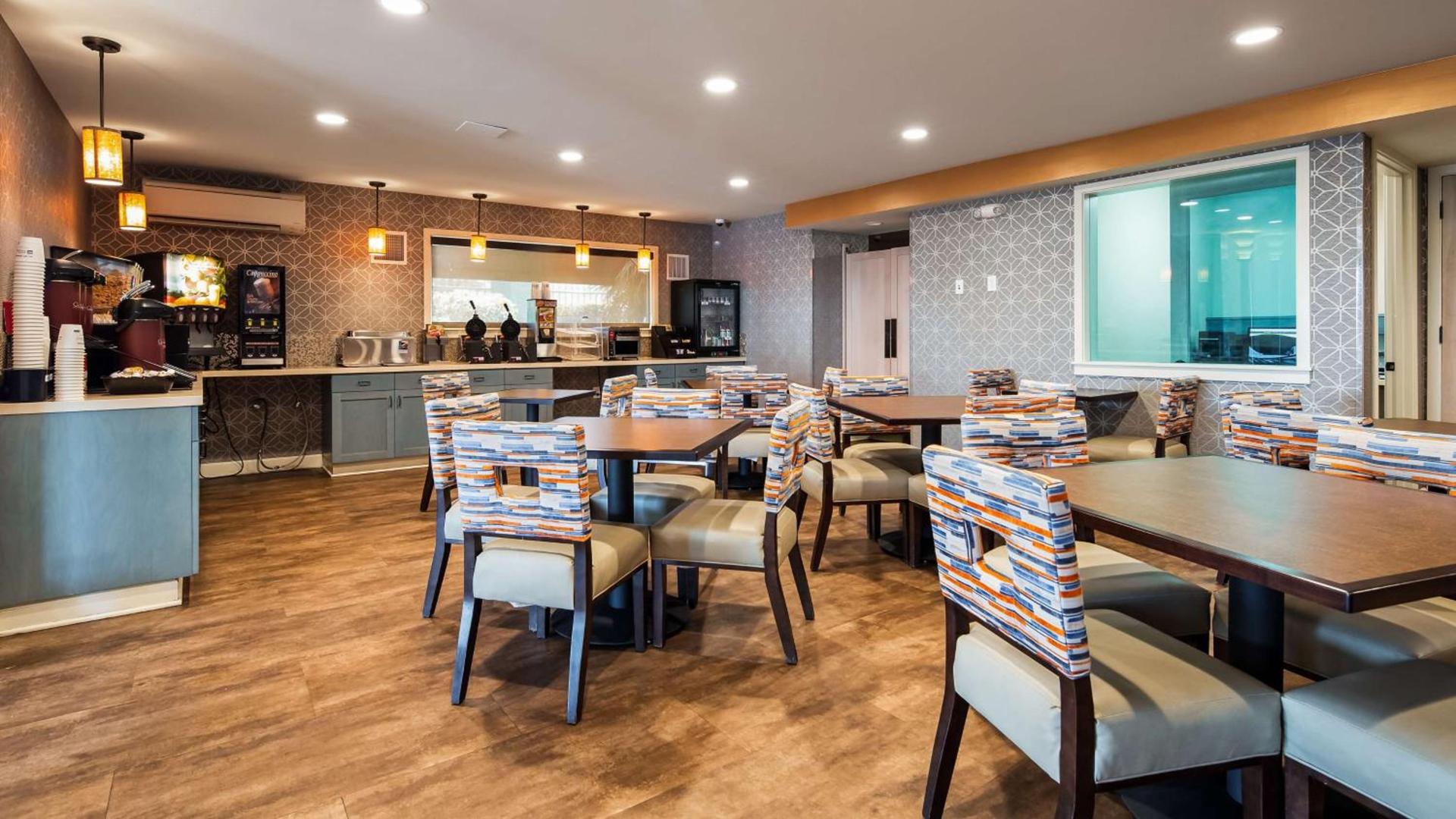 Best Western Sandman Hotel photo 7