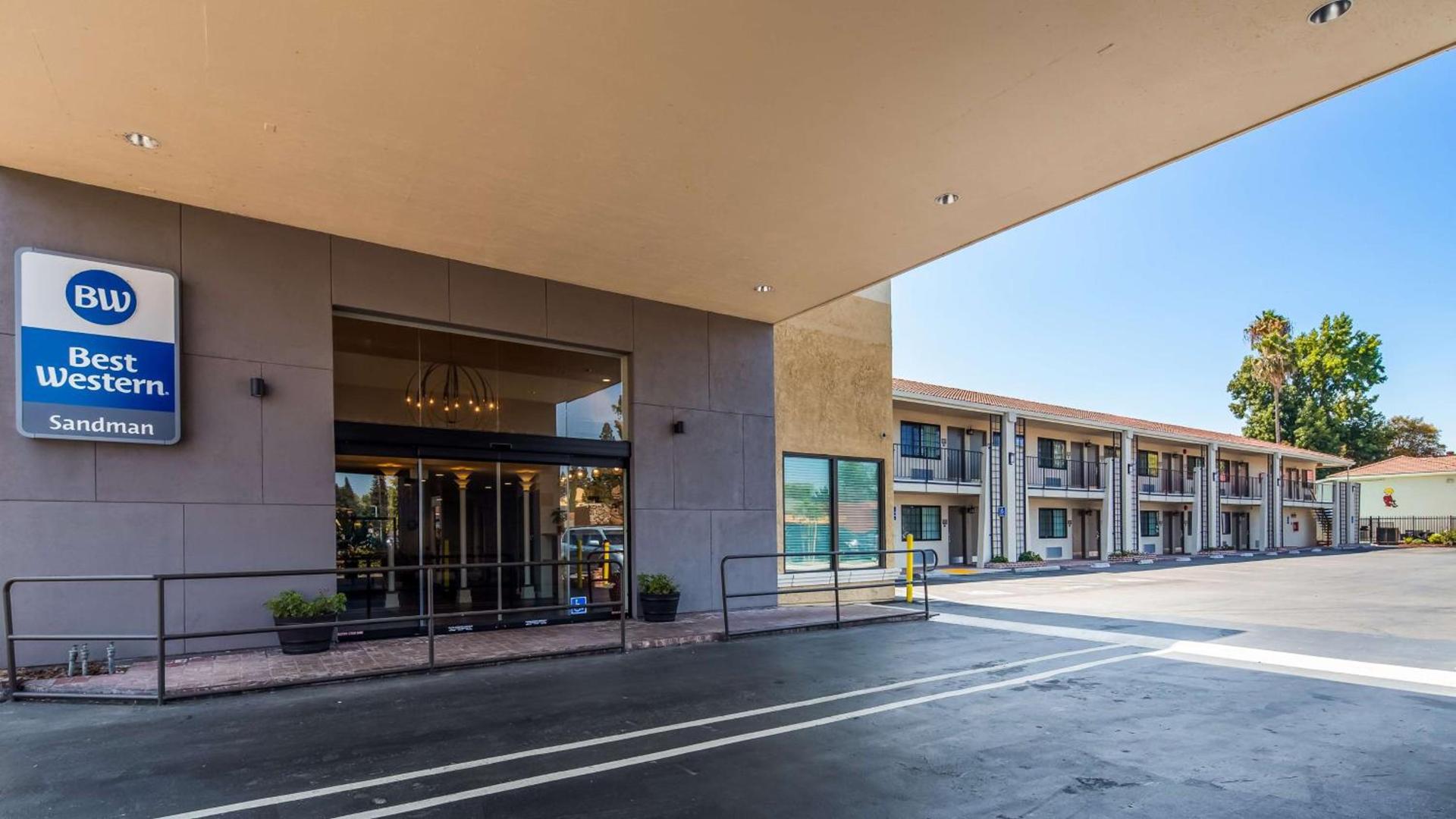 Best Western Sandman Hotel photo 15