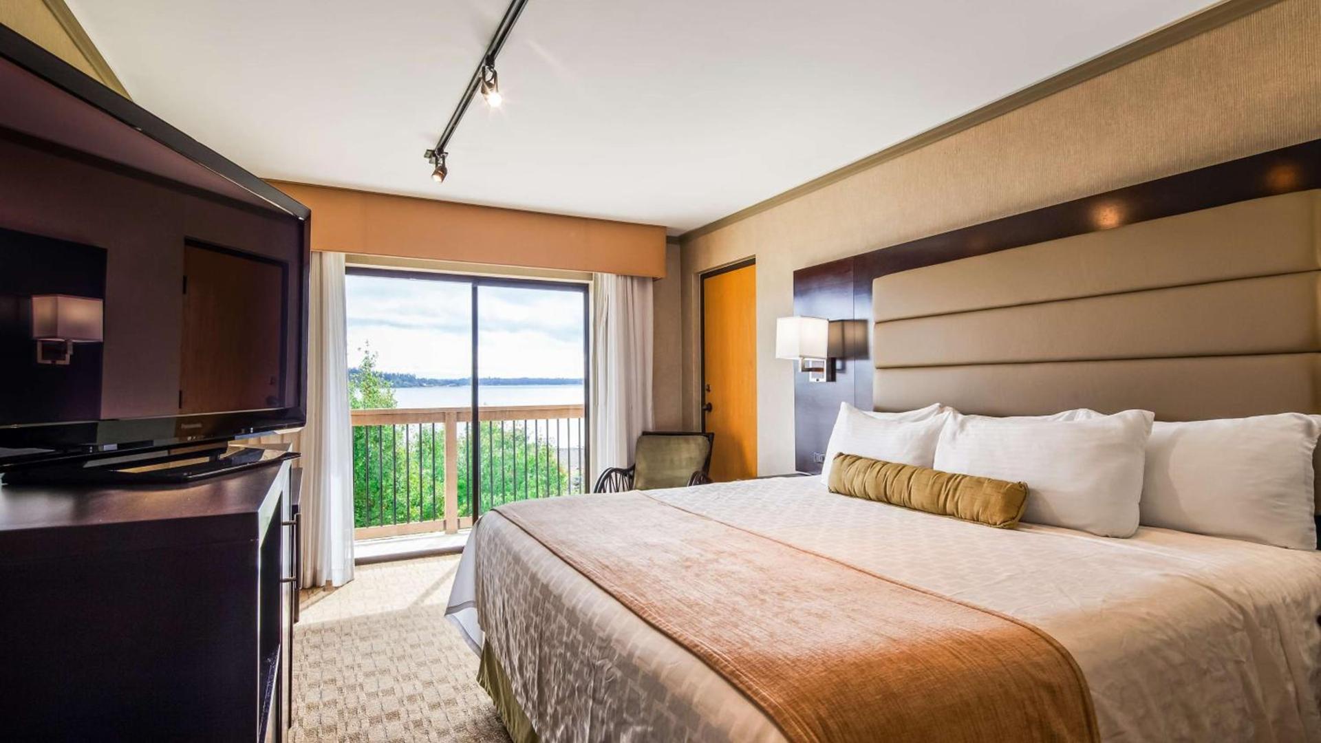 Best Western Plus Silverdale Beach Hotel photo 9