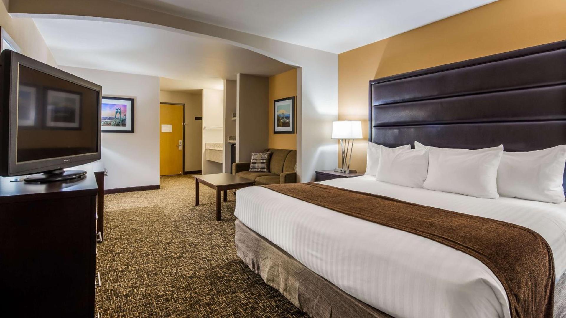 Best Western Oak Meadows Inn photo 7