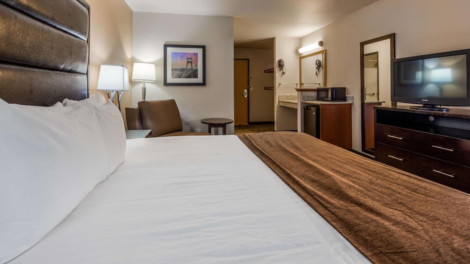 Best Western Oak Meadows Inn photo 5