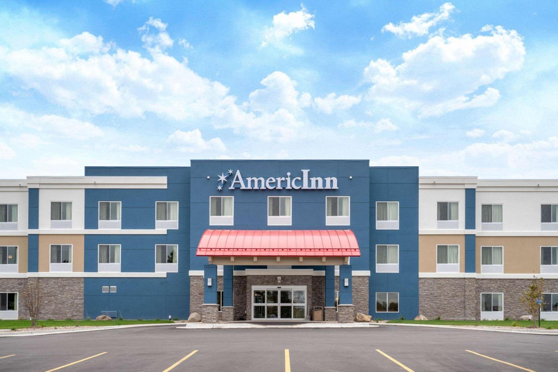 AmericInn by Wyndham Windom photo 1