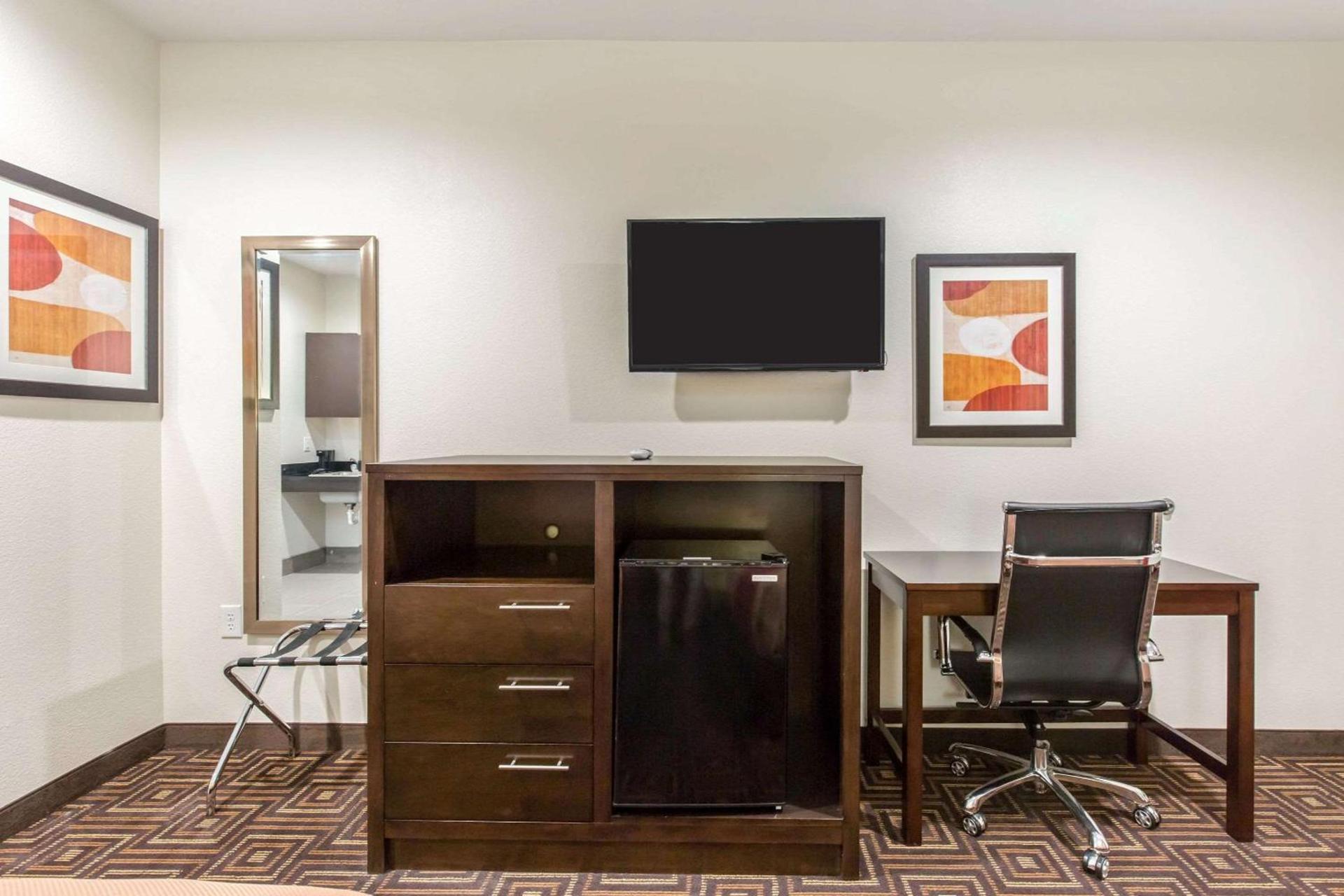 Scottish Inns & Suites Spring - Houston North photo 24