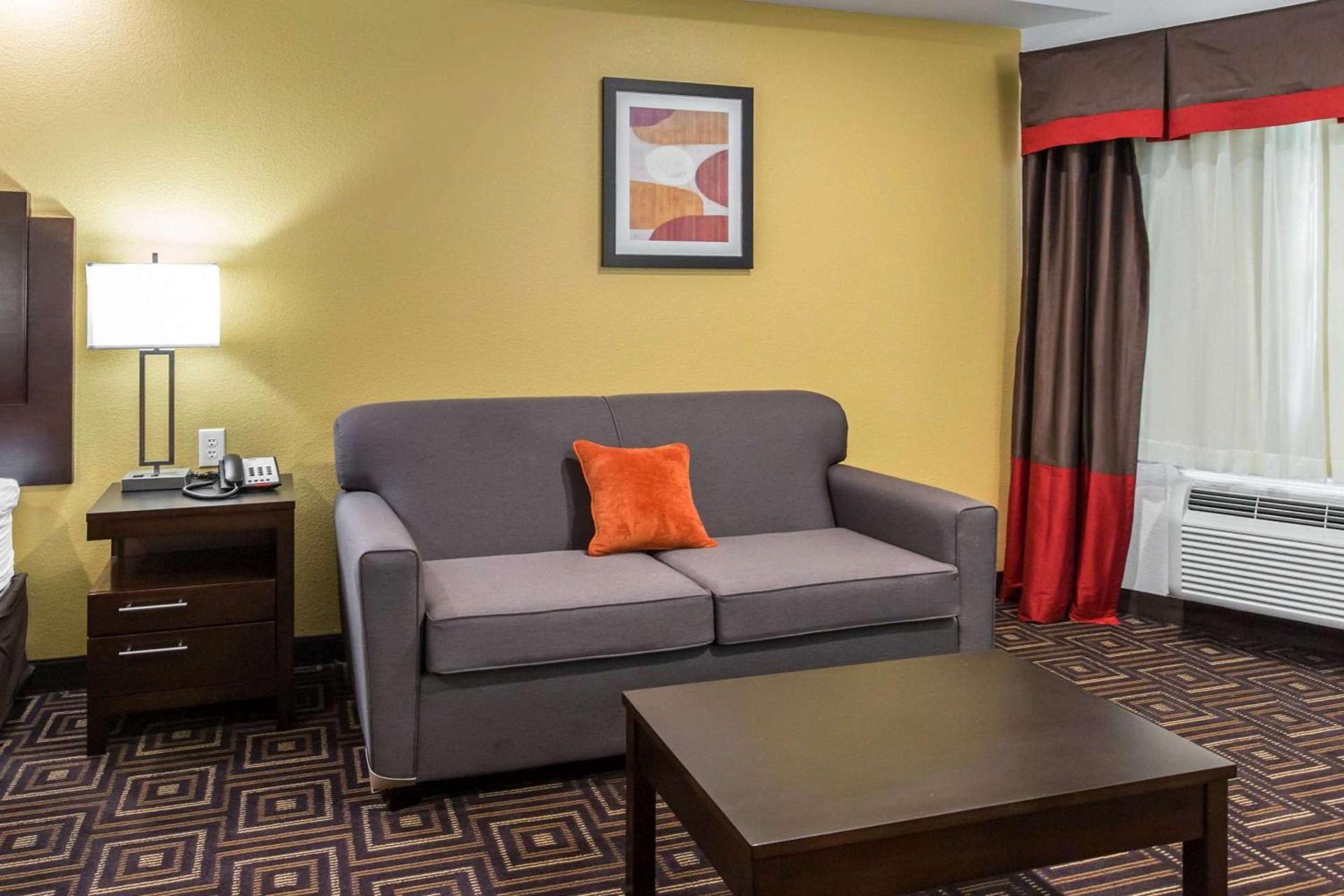 Scottish Inns & Suites Spring - Houston North photo 18
