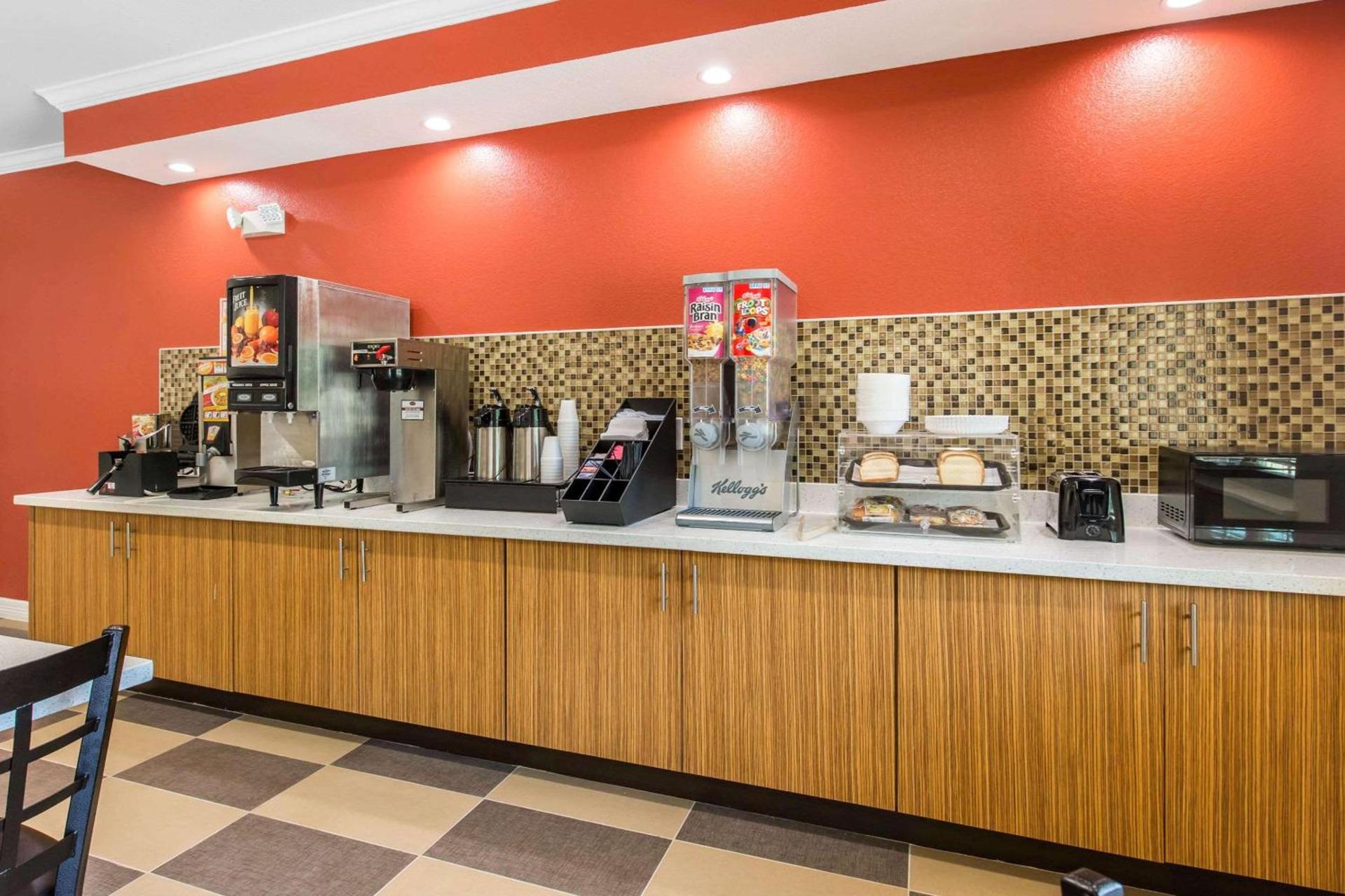 Scottish Inns & Suites Spring - Houston North photo 32