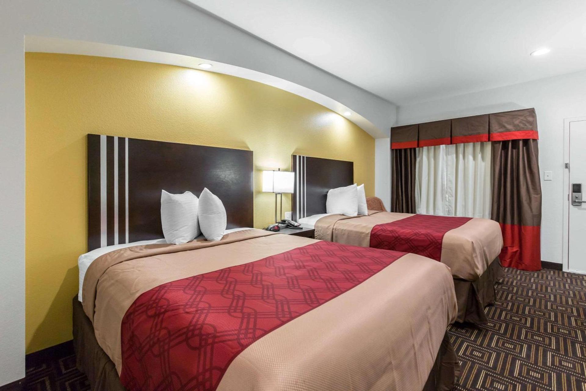 Scottish Inns & Suites Spring - Houston North photo 25