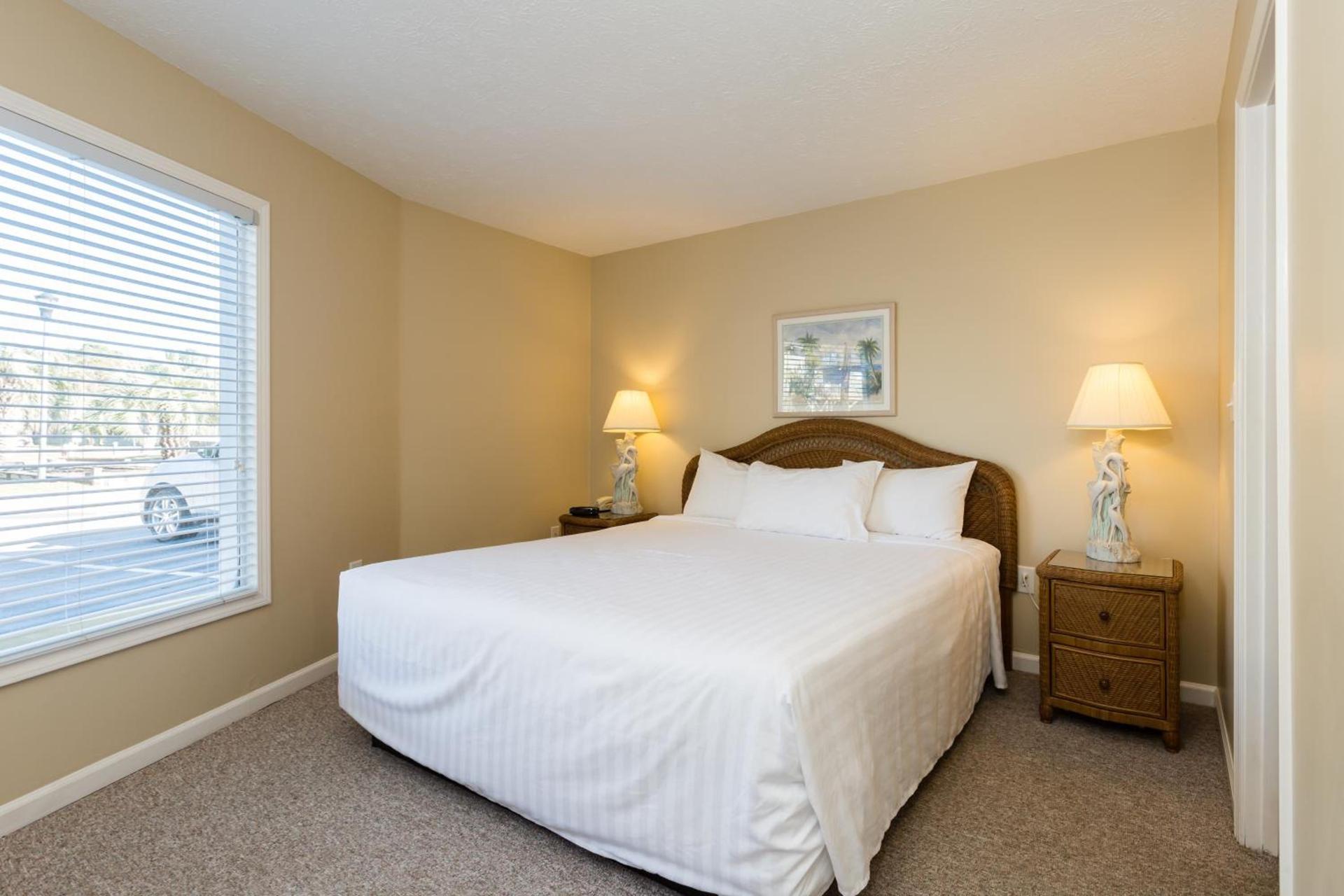 Country Club Villas photo 57