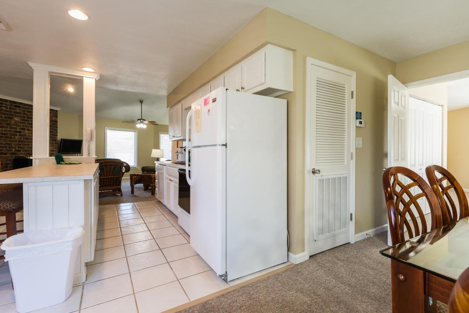 Country Club Villas photo 52