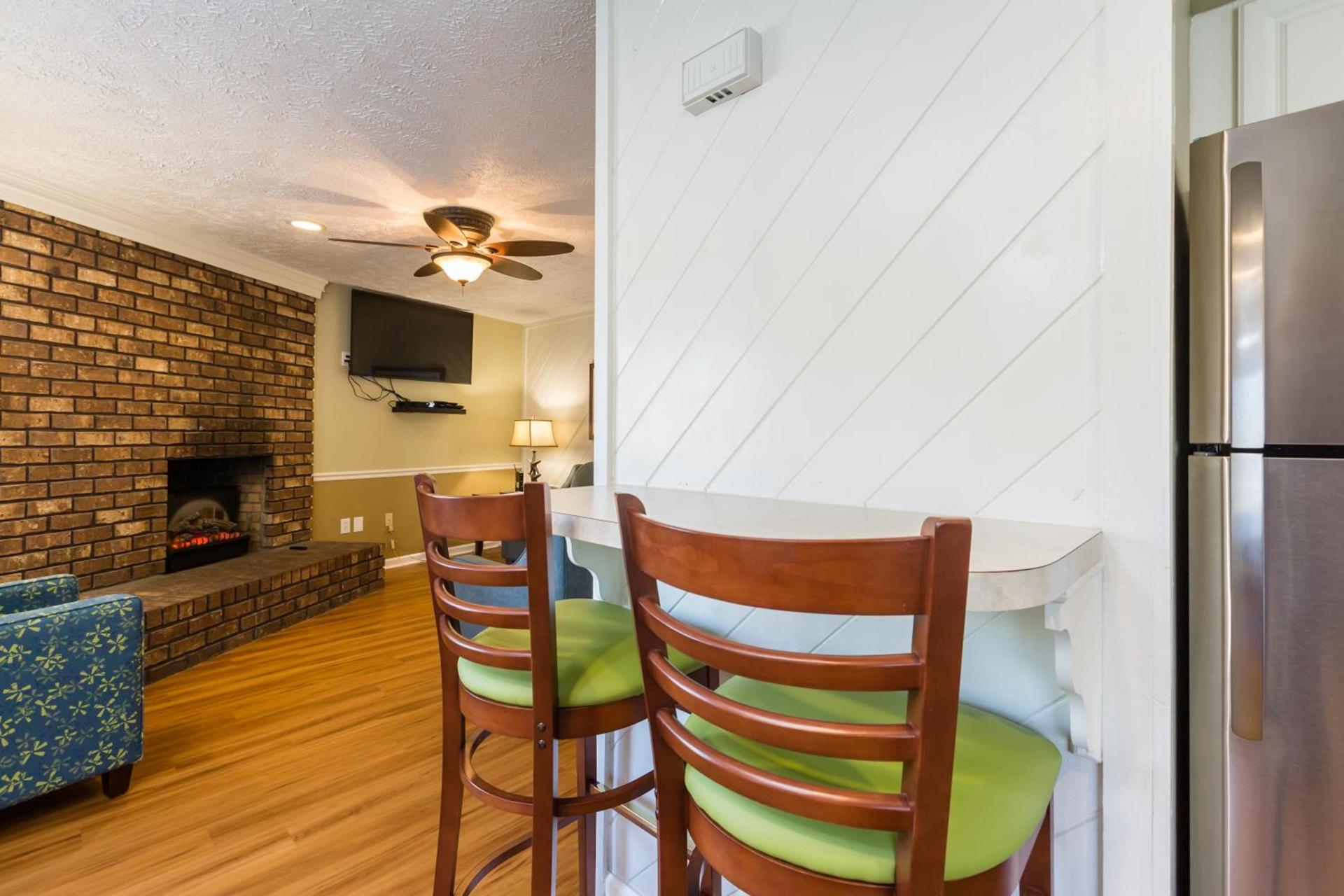 Country Club Villas photo 35