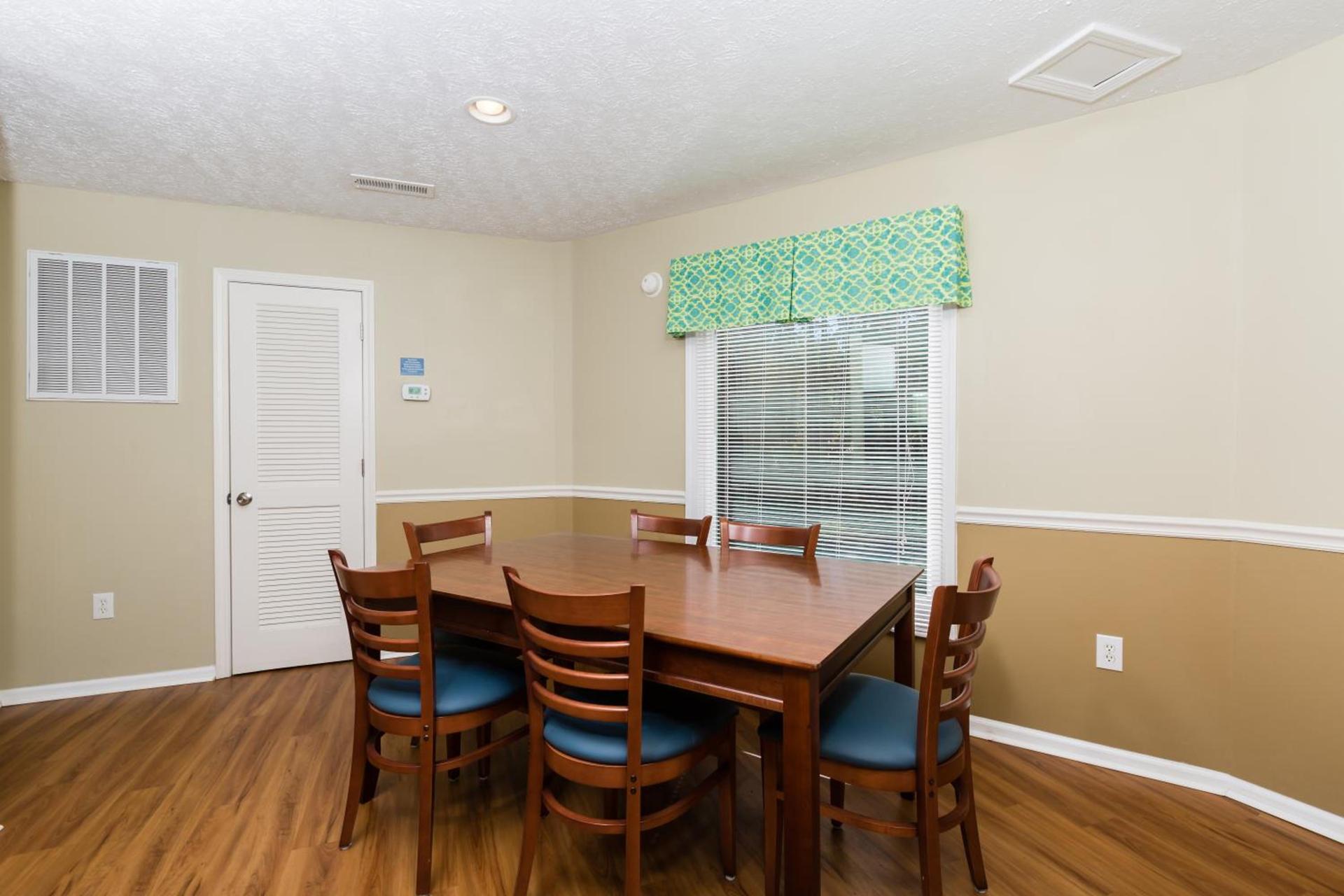 Country Club Villas photo 30