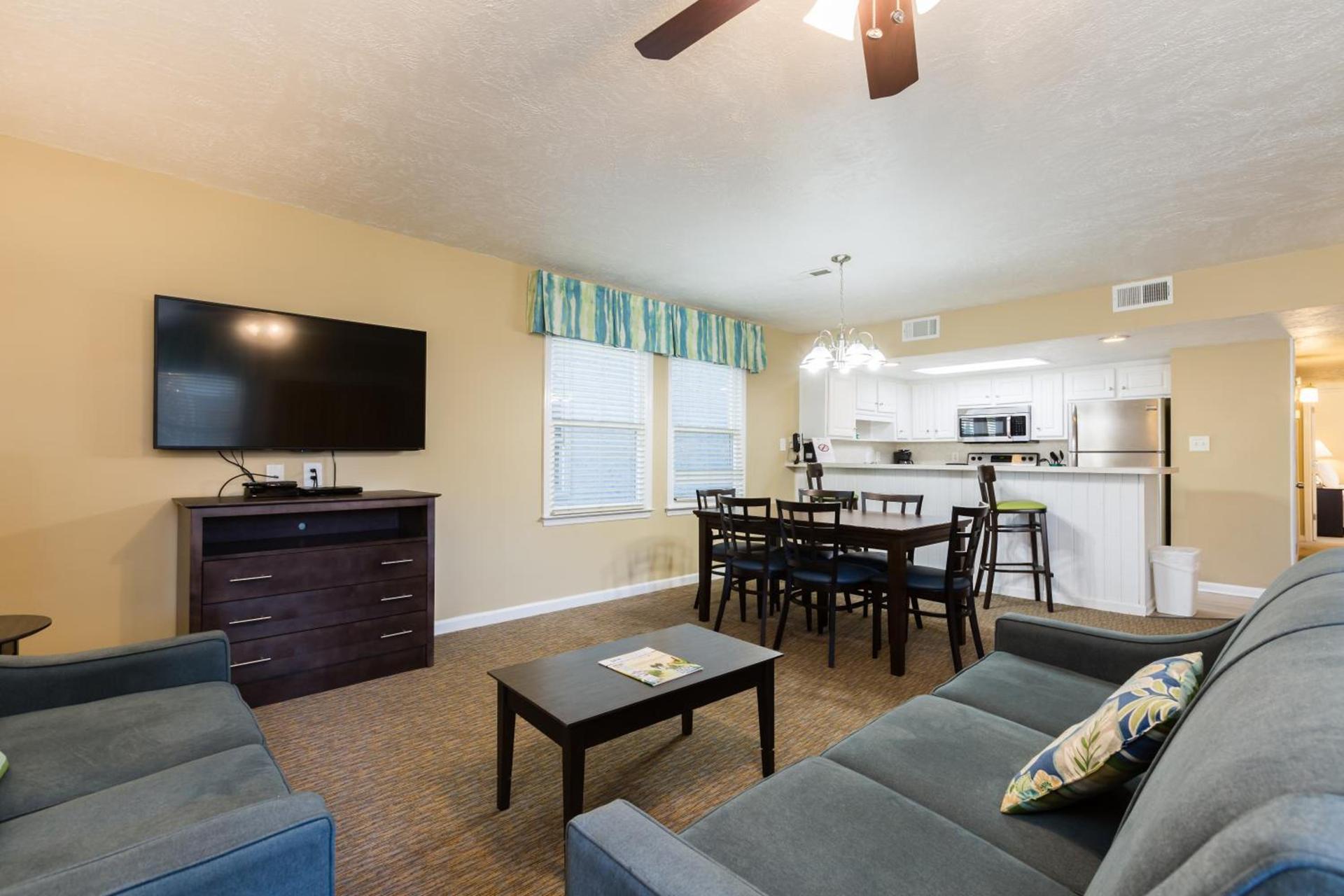 Country Club Villas photo 27