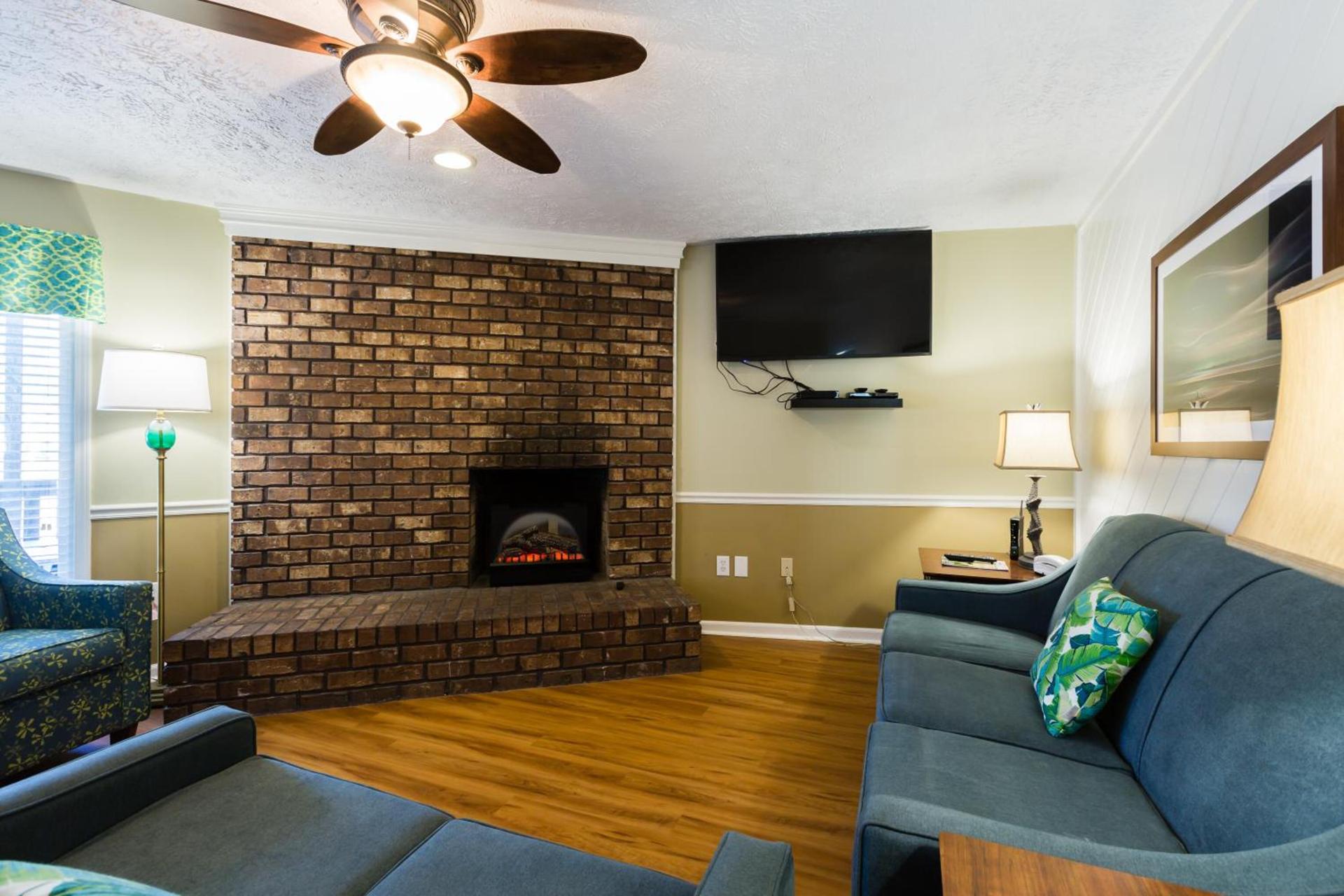 Country Club Villas photo 19