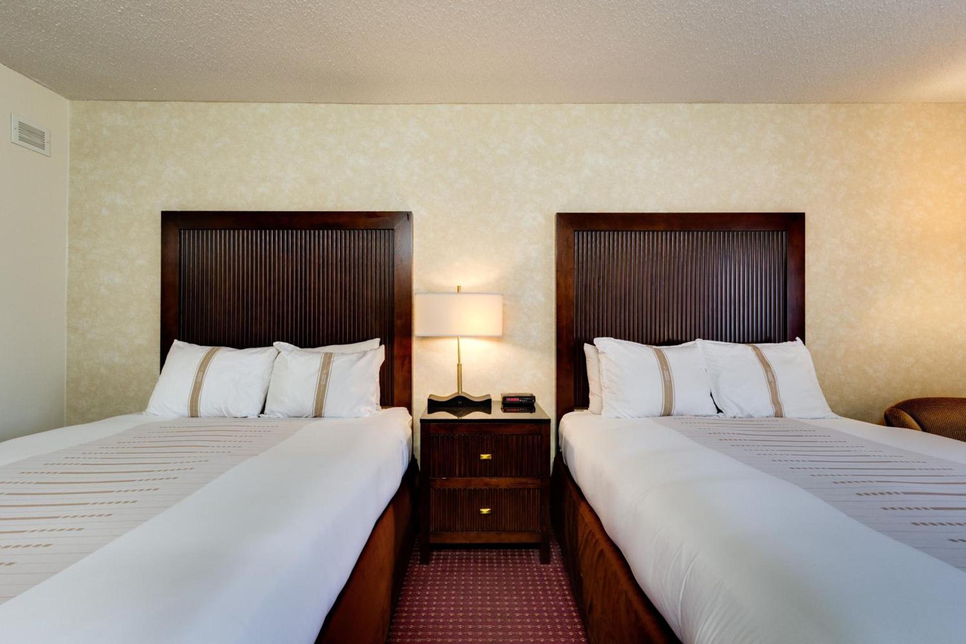 Fireside Inn and Suites photo 27