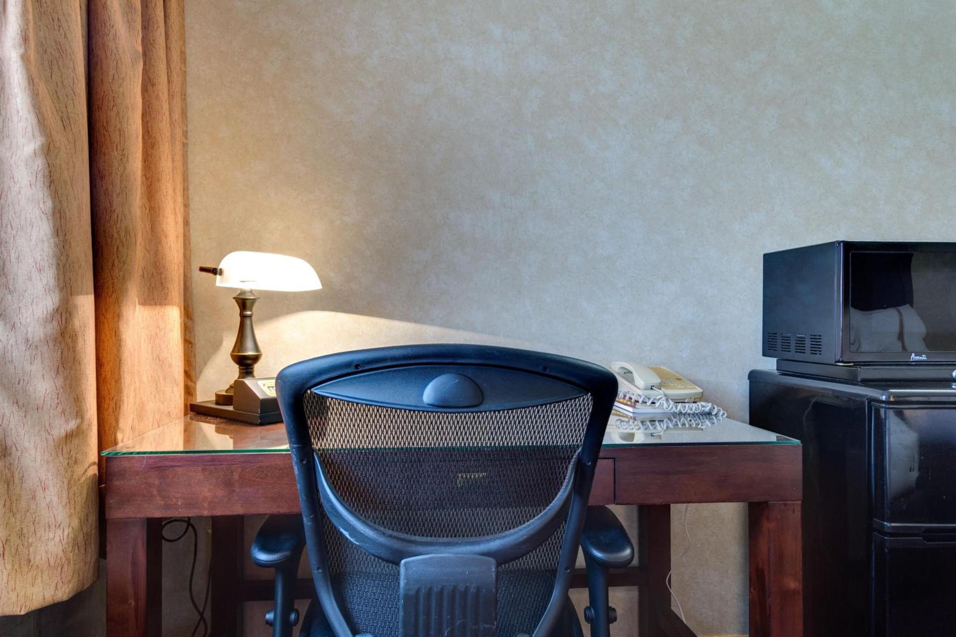 Fireside Inn and Suites photo 30