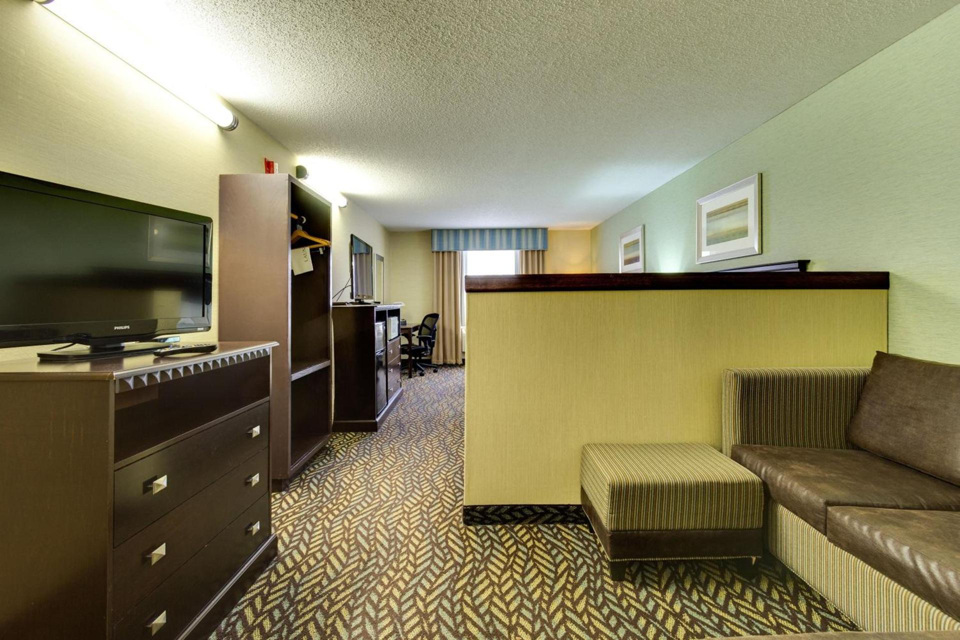 Fireside Inn and Suites photo 20