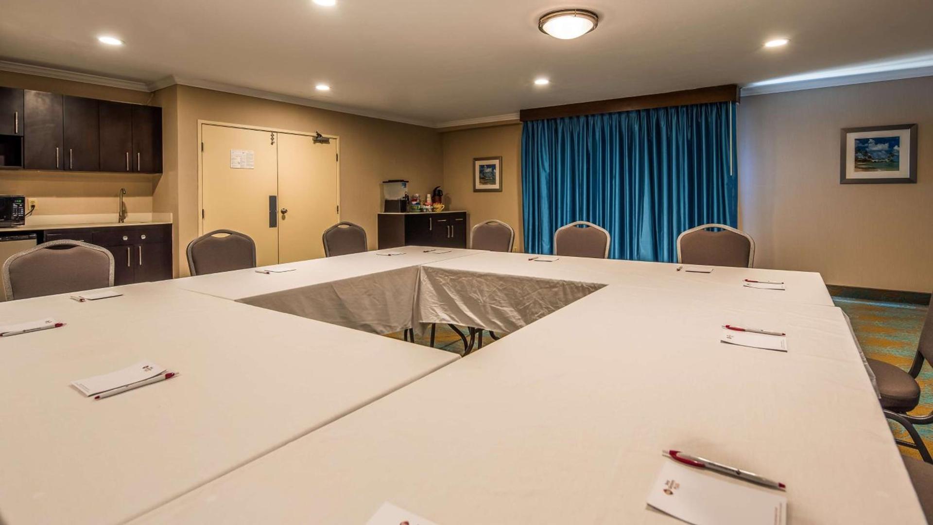 Best Western PLUS La Mesa San Diego photo 33
