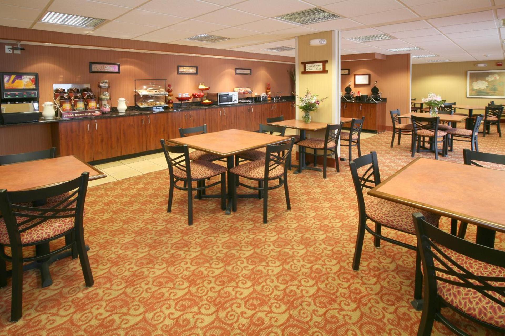 Ramada by Wyndham Wisconsin Dells I-90 photo 53