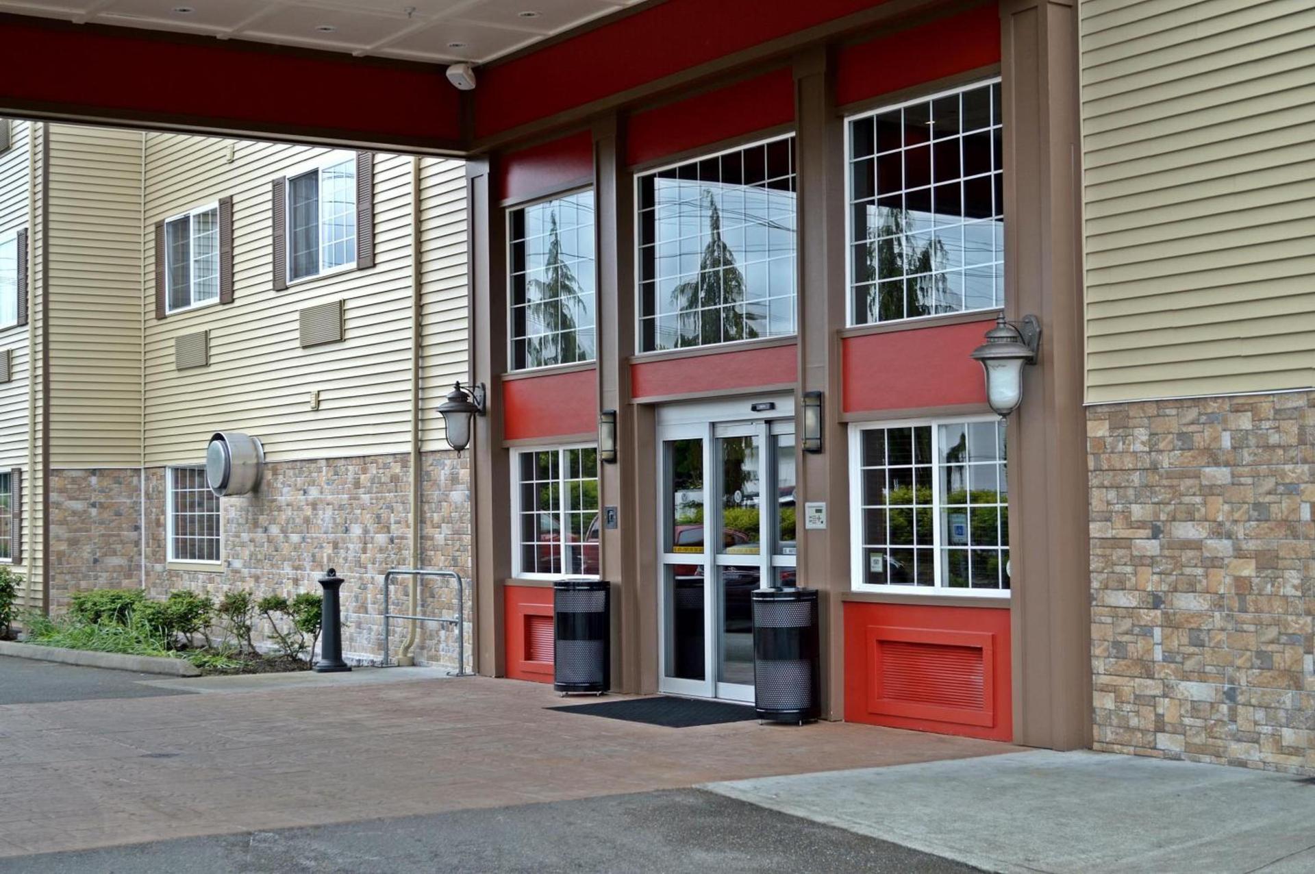 Baymont by Wyndham Kent - Seattle photo 17