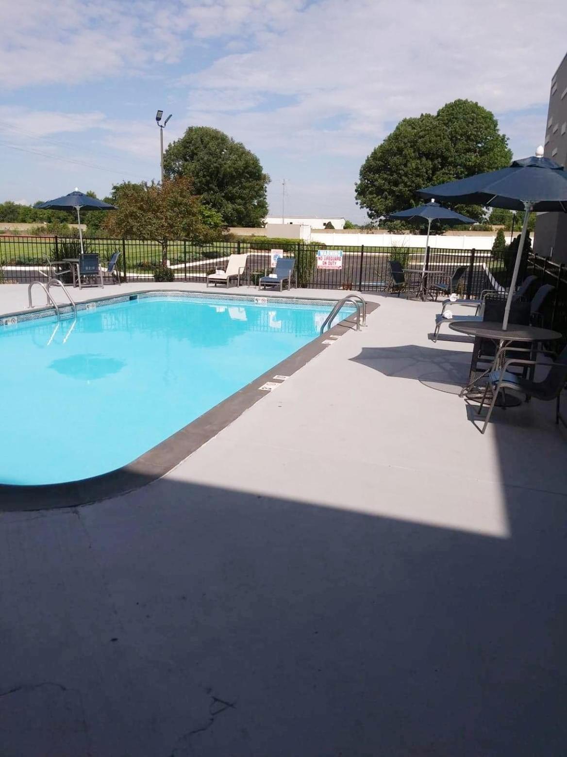 Best Western Plus Bowling Green photo 37