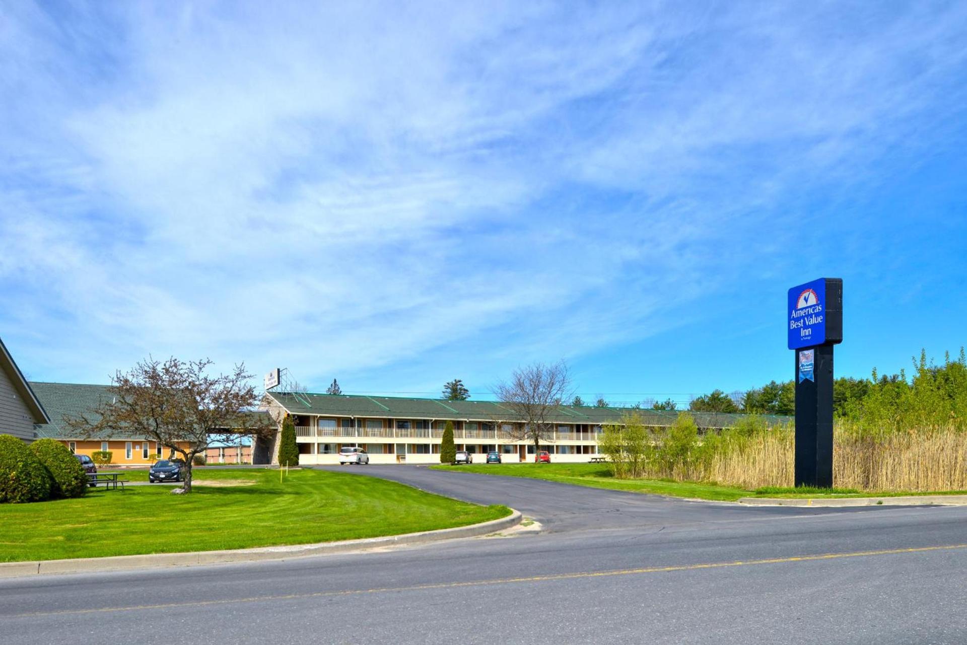 Americas Best Value Inn Plattsburgh photo 12