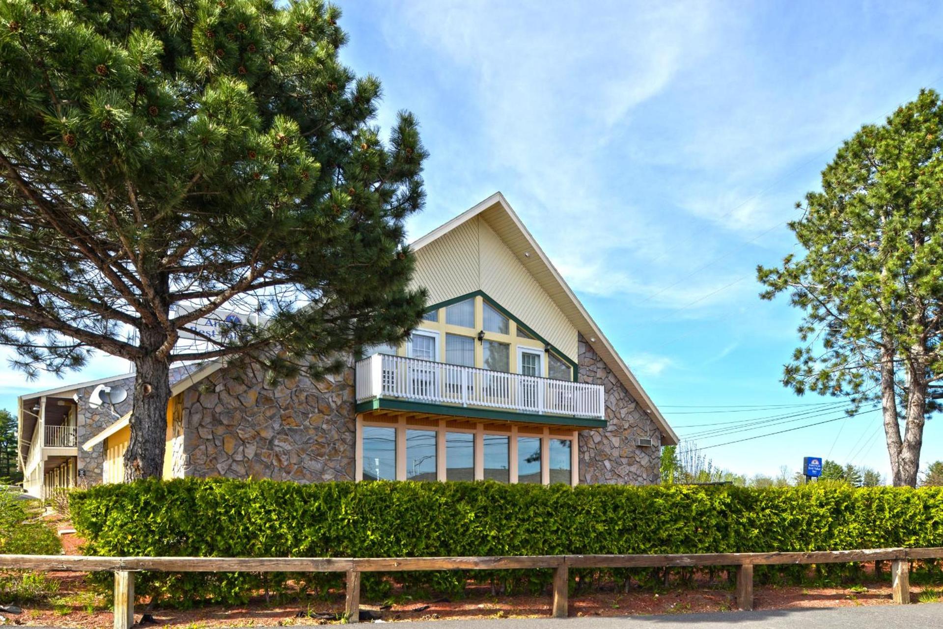 Americas Best Value Inn Plattsburgh photo 10