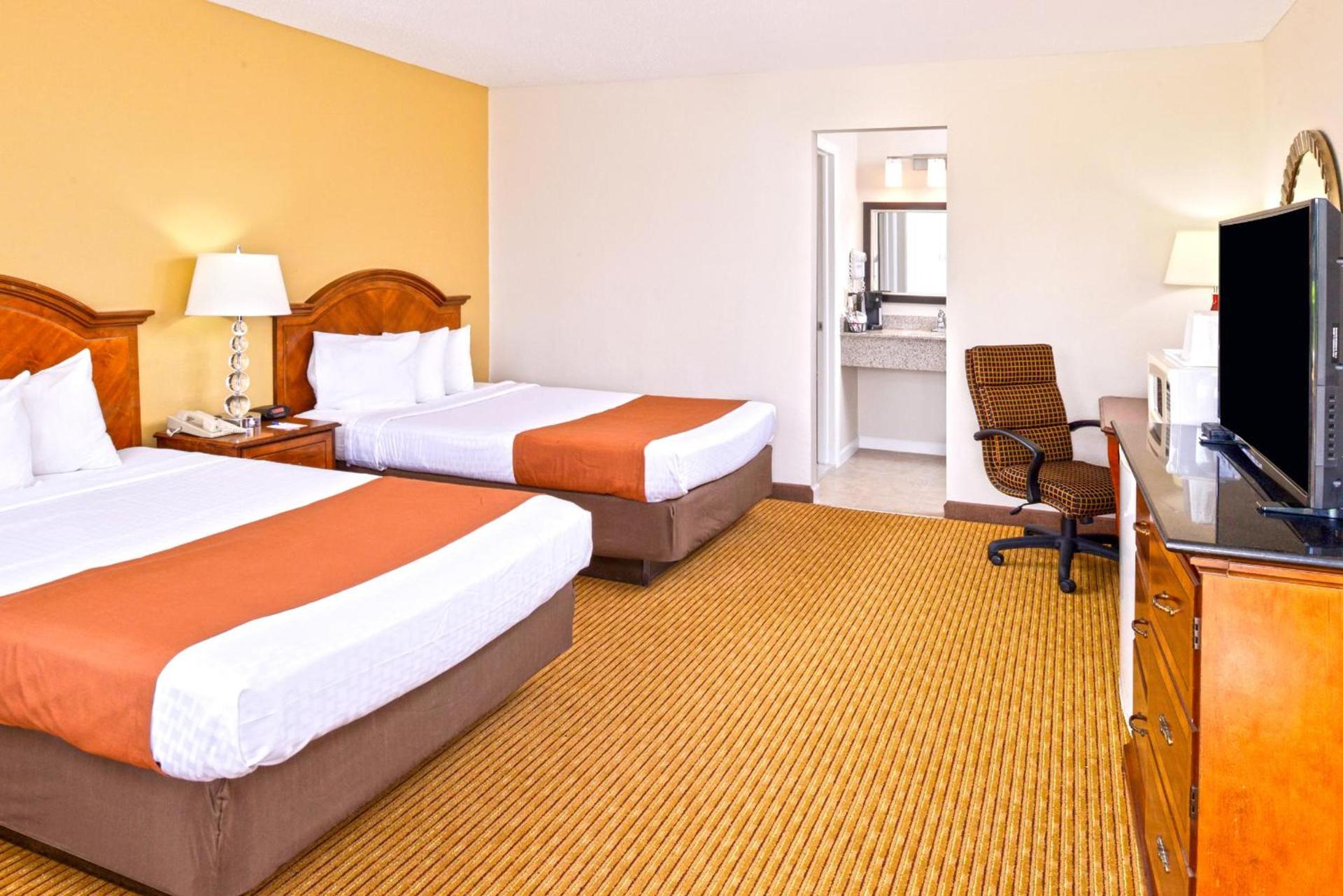 Americas Best Value Inn Plattsburgh photo 26
