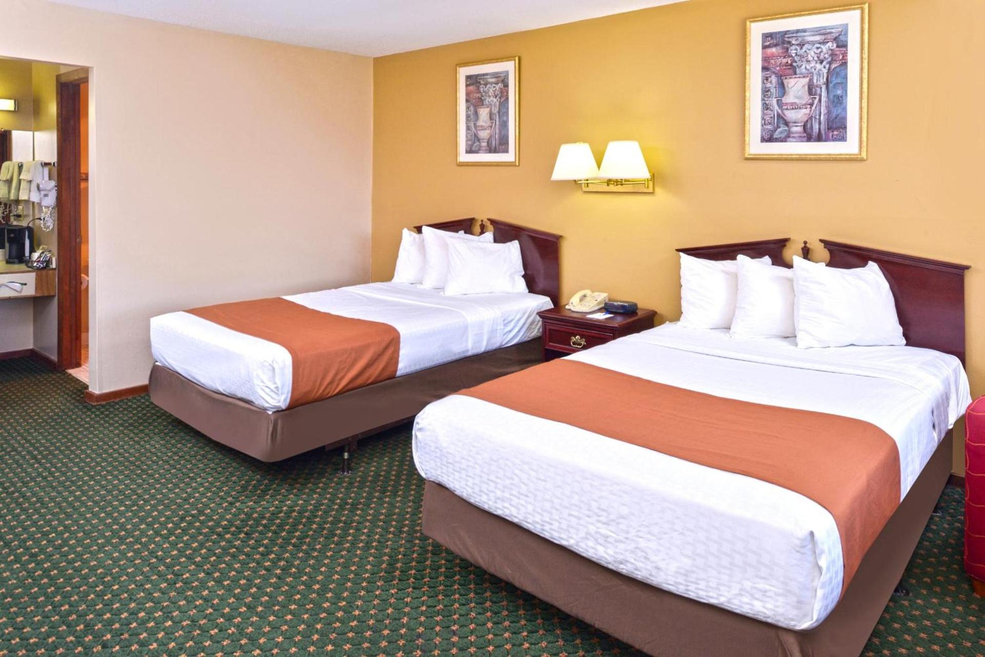 Americas Best Value Inn Plattsburgh photo 19