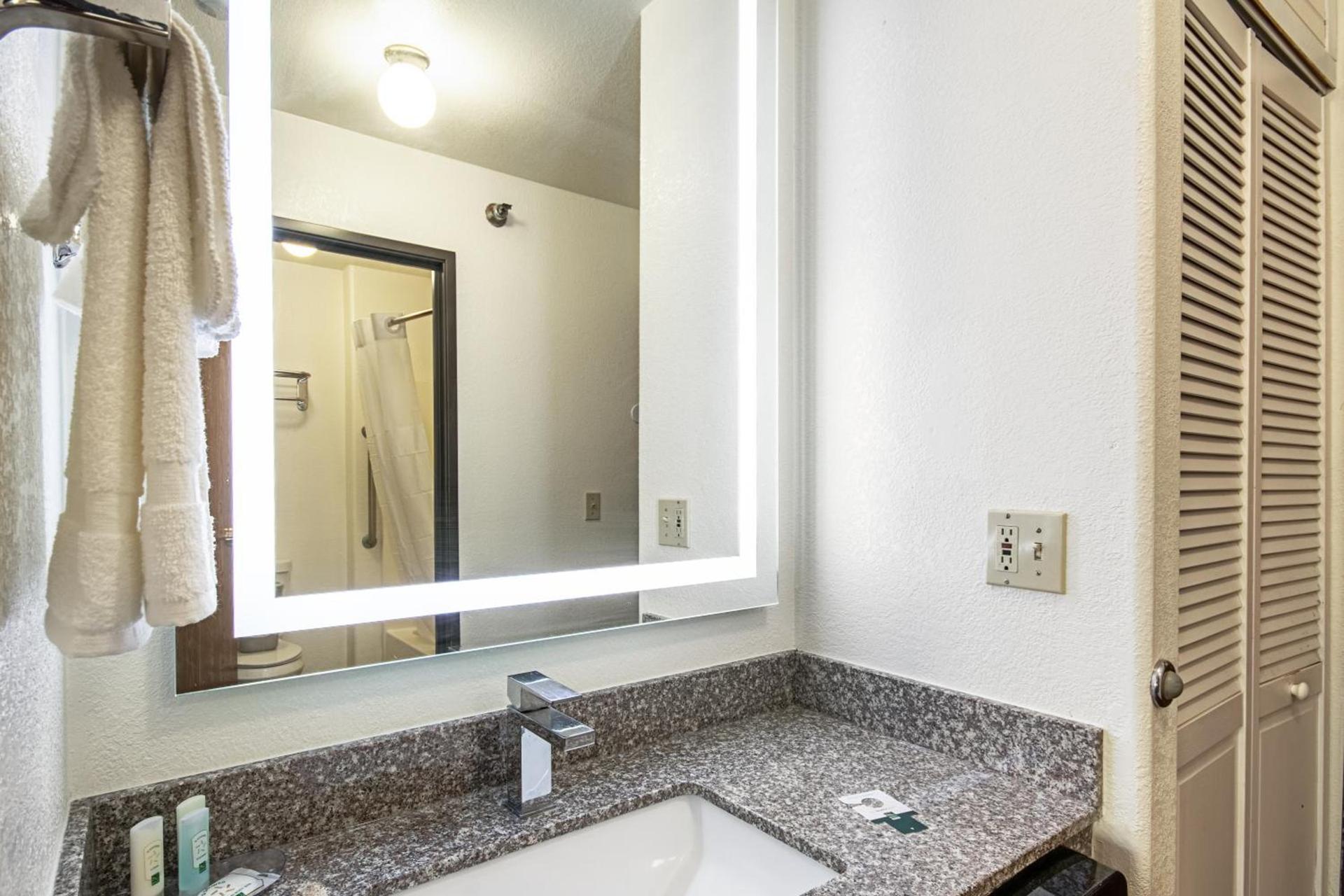 Quality Inn Dodge City photo 10