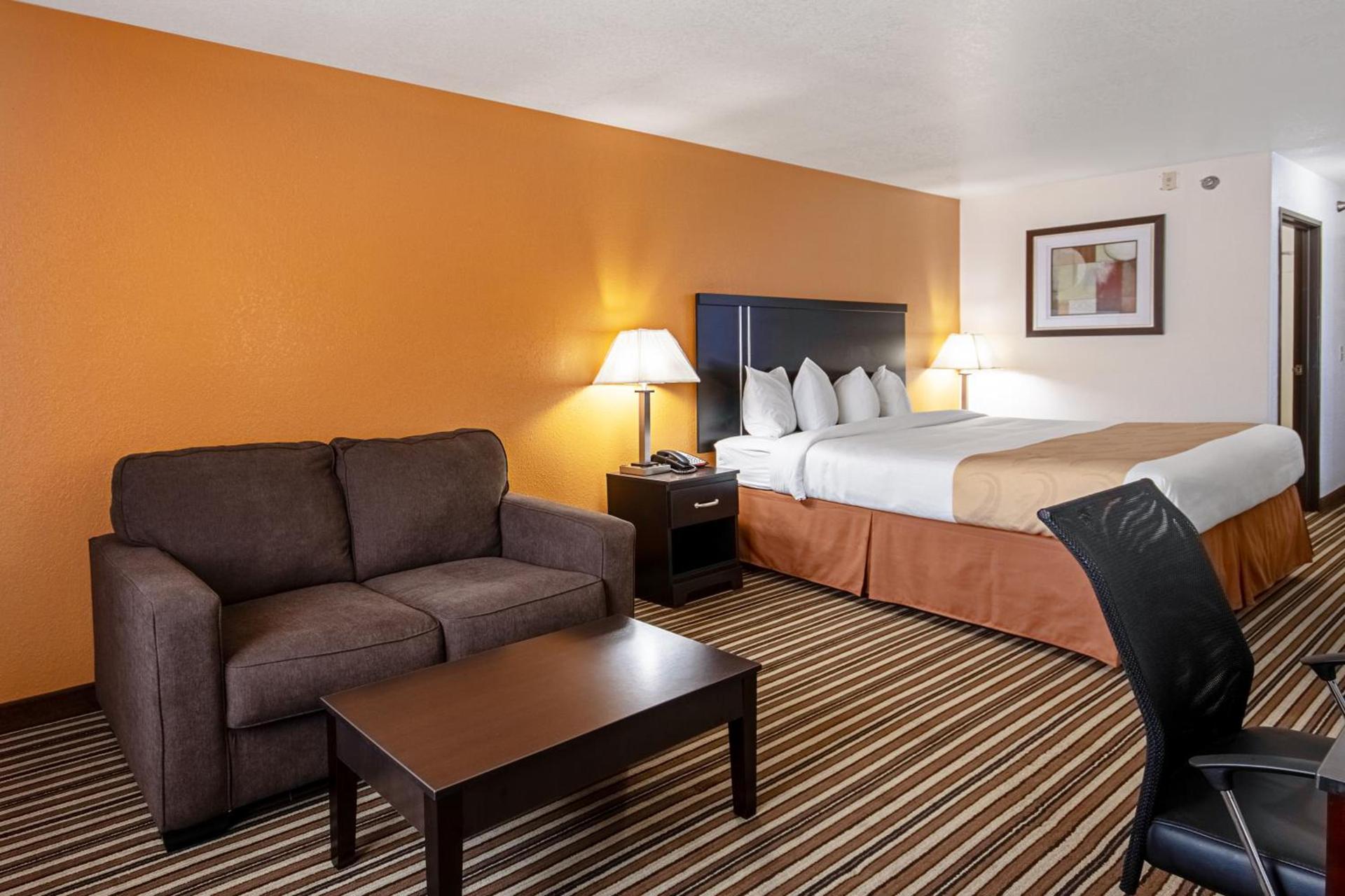 Quality Inn Dodge City photo 28
