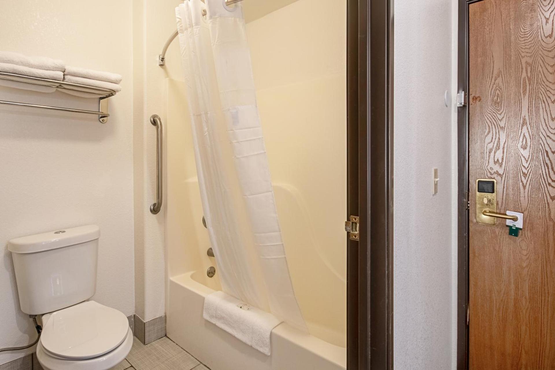 Quality Inn Dodge City photo 7