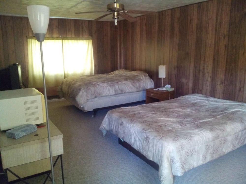Mountaineer Motel photo 4