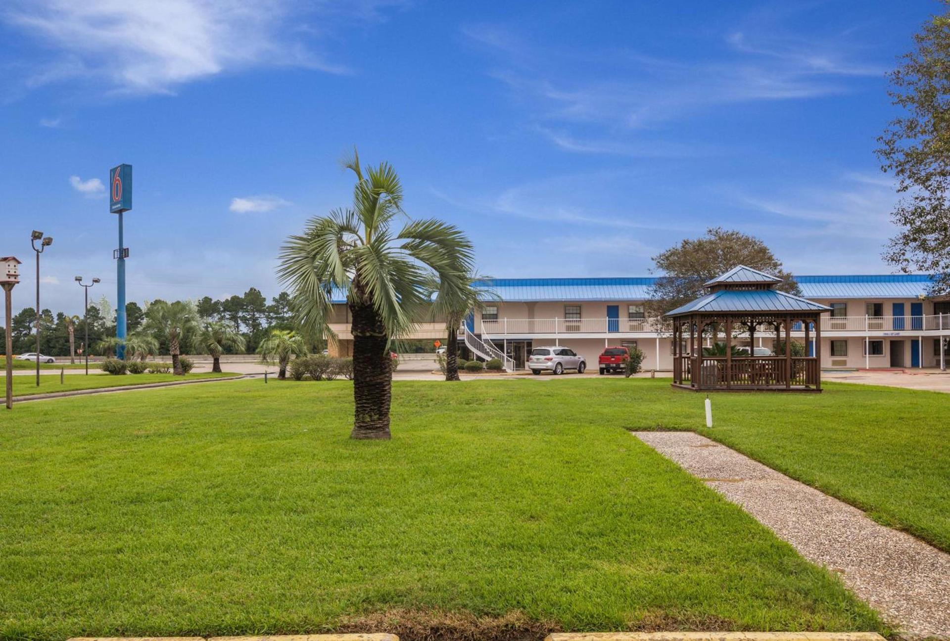 Motel 6-Winnie, TX photo 8