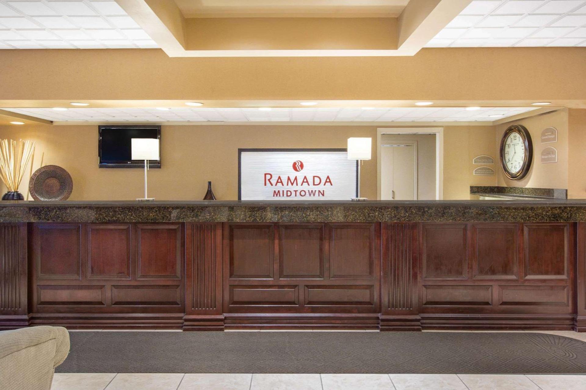 Ramada by Wyndham Midtown Grand Island photo 4