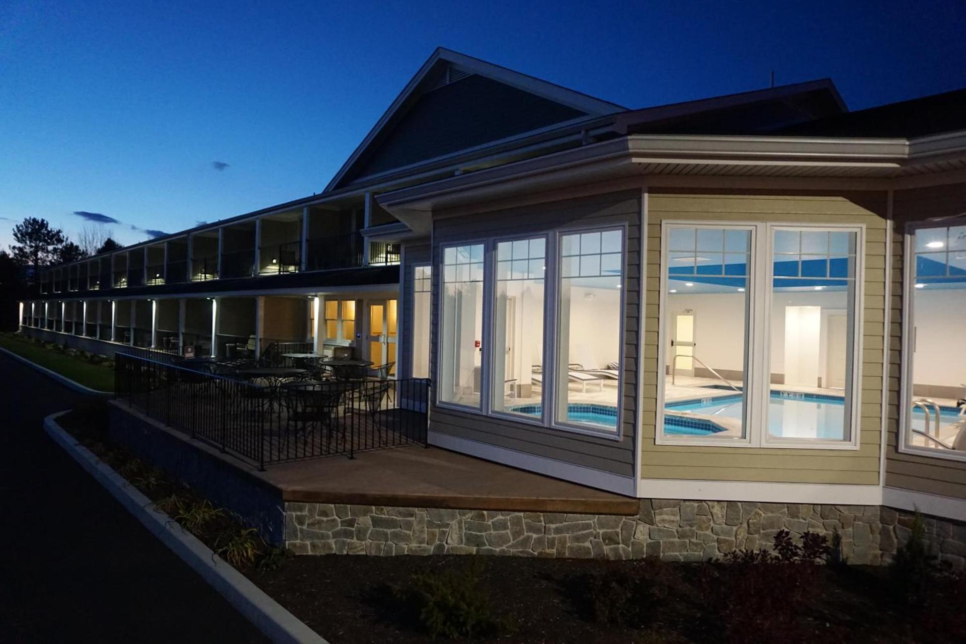 Belfast Harbor Inn photo 20