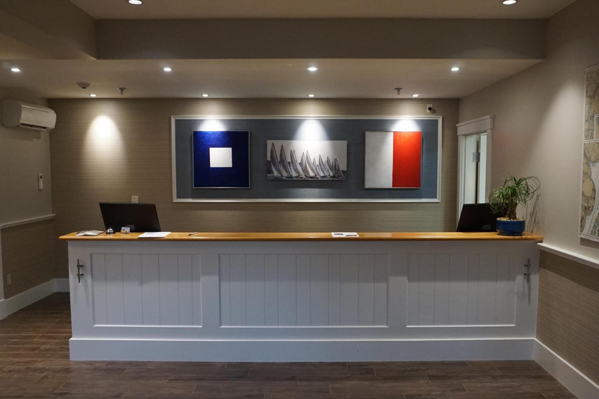 Belfast Harbor Inn photo 16