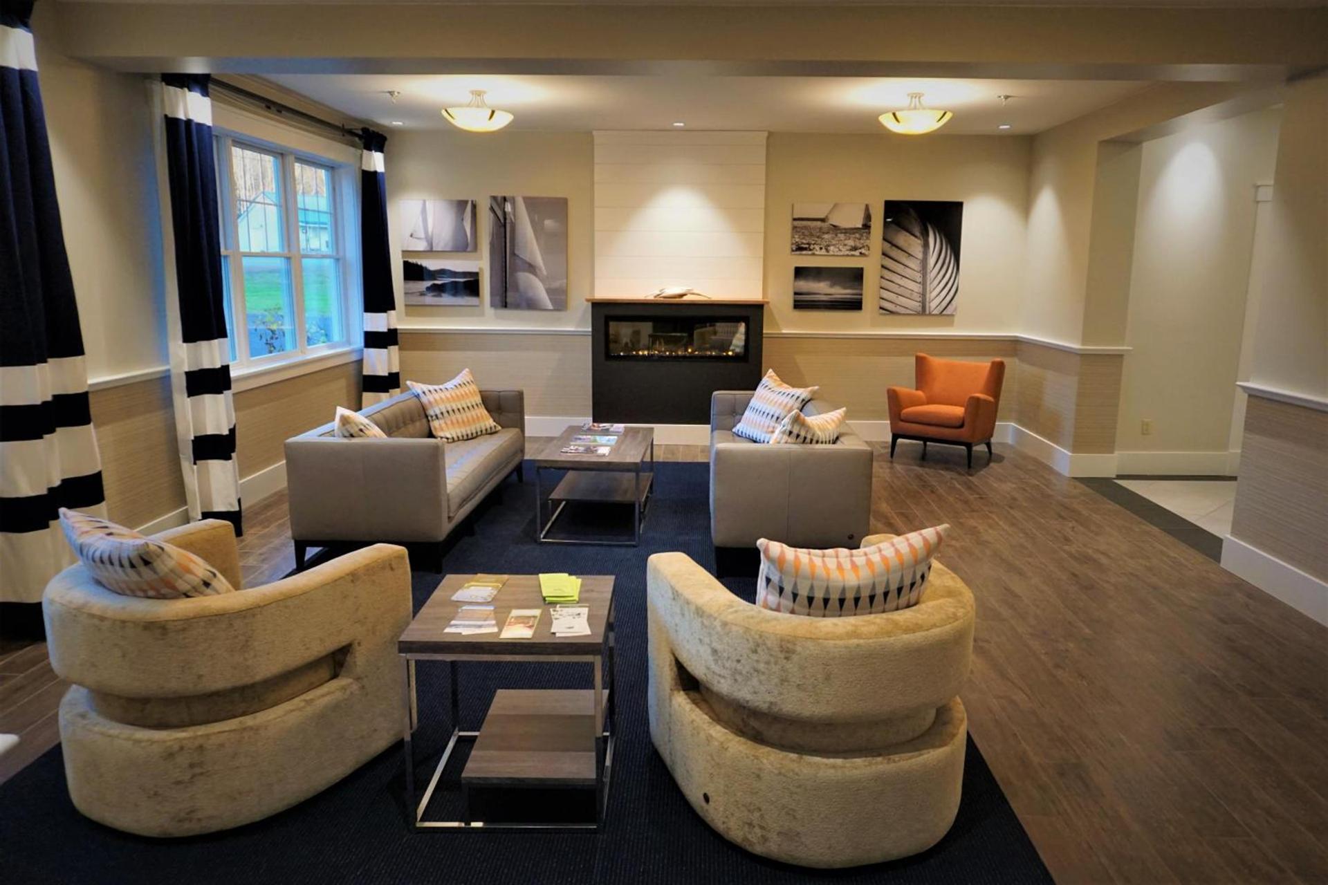 Belfast Harbor Inn photo 17