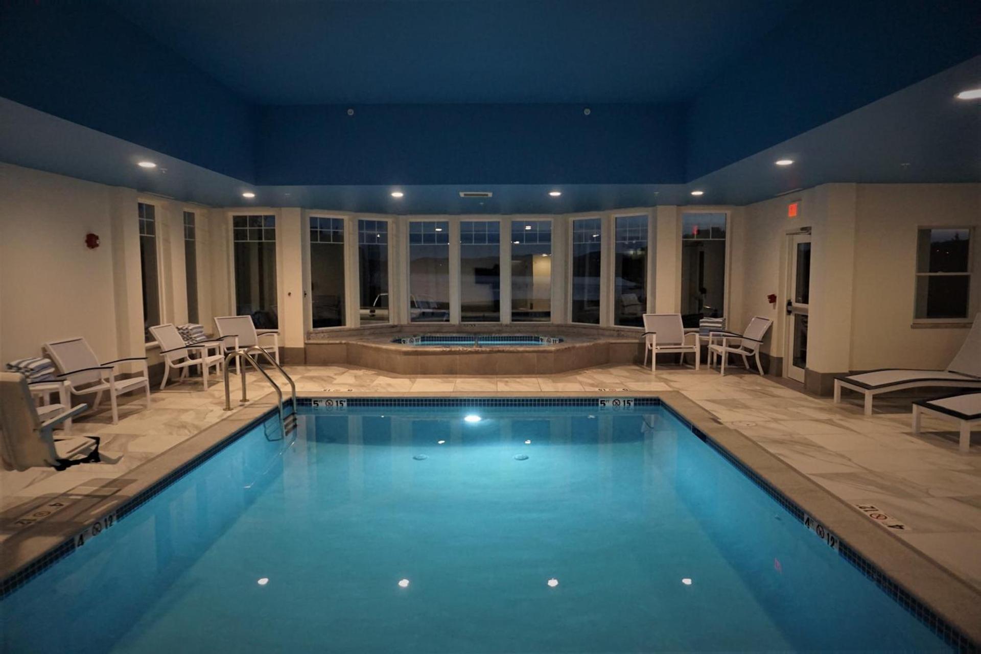 Belfast Harbor Inn photo 10