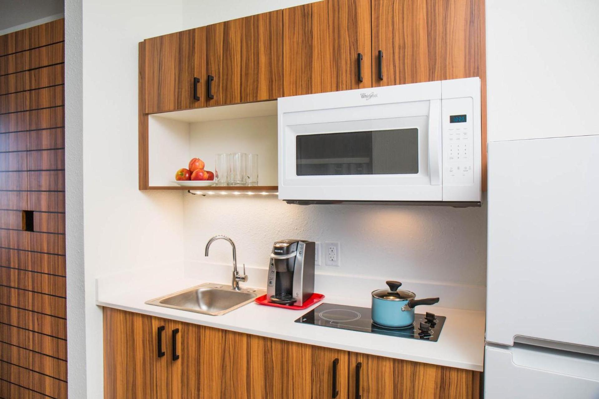 Uptown Suites Extended Stay Denver CO -Westminster photo 5